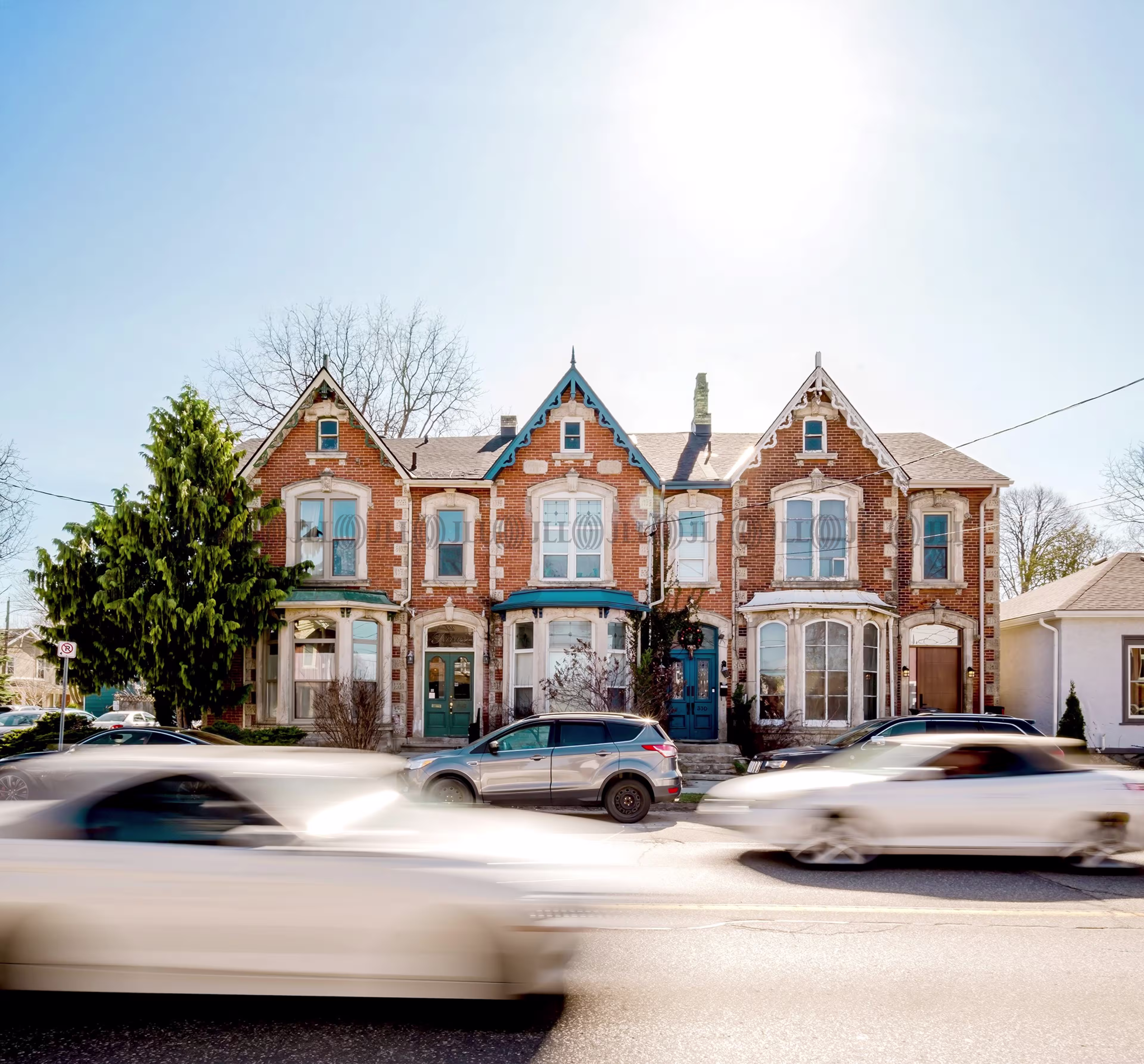 328 Woolwich Street