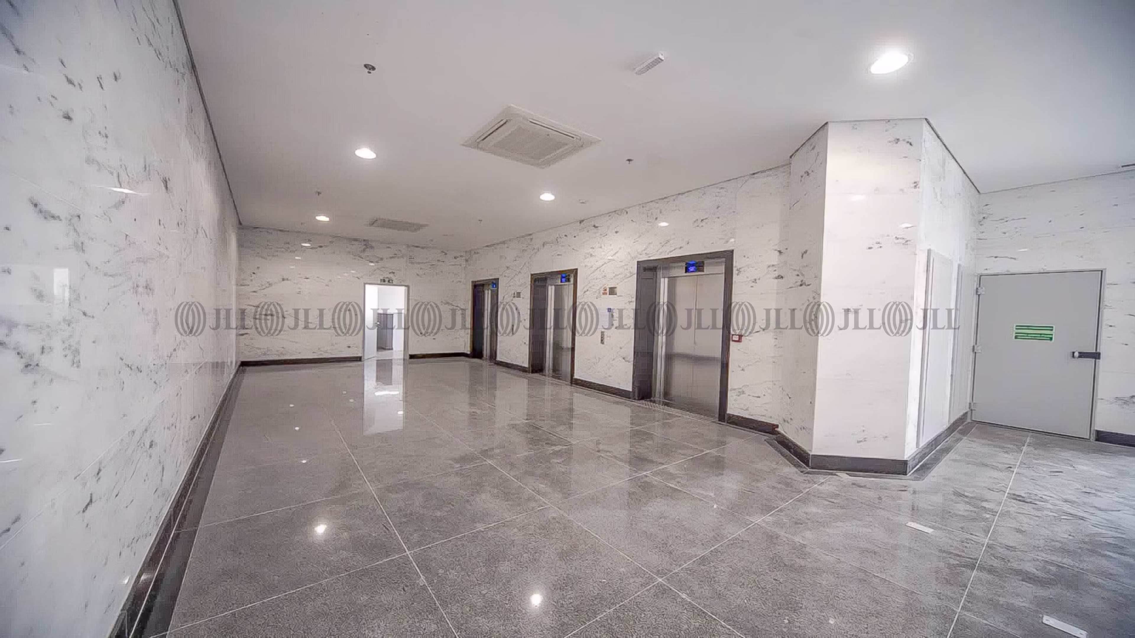 Av. Mário Sadanori Doi, 415 - Jardim dos Camargos