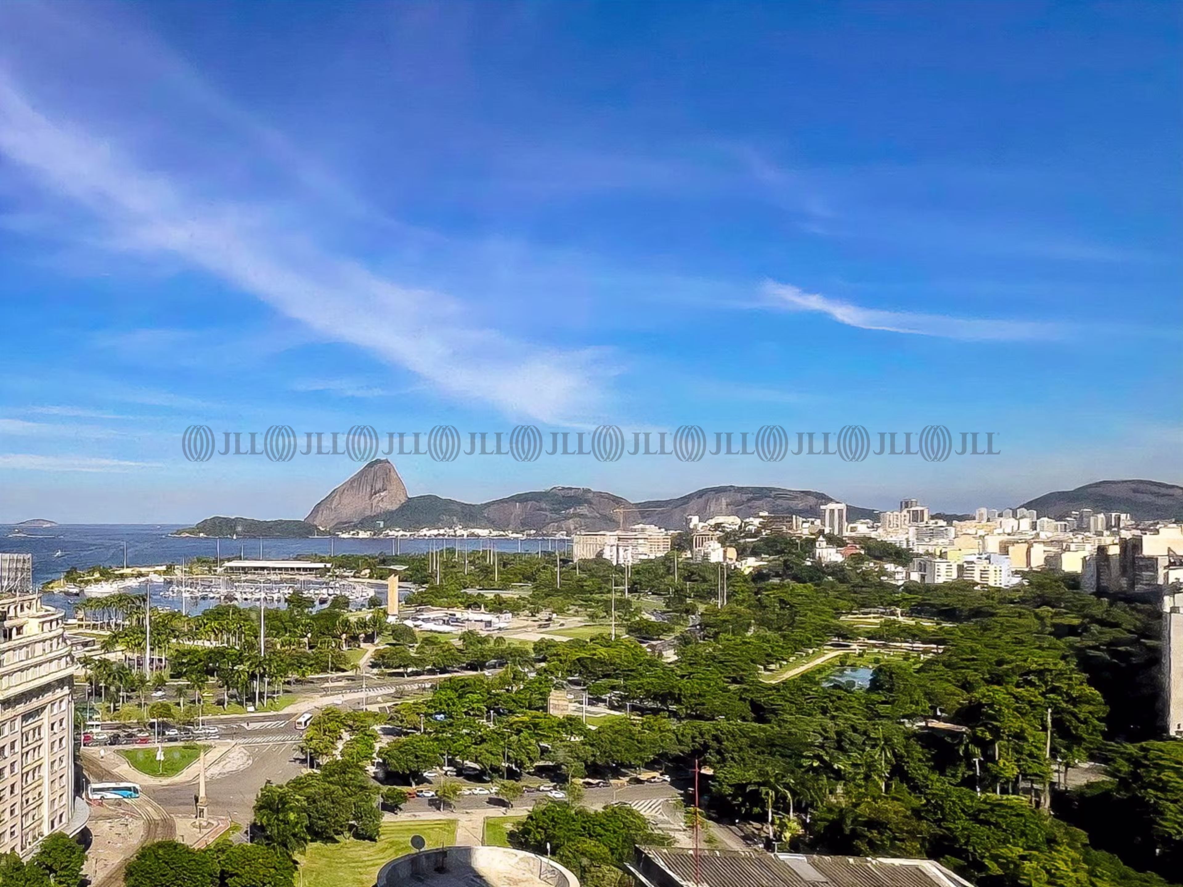 Praça Floriano, 19 - Centro