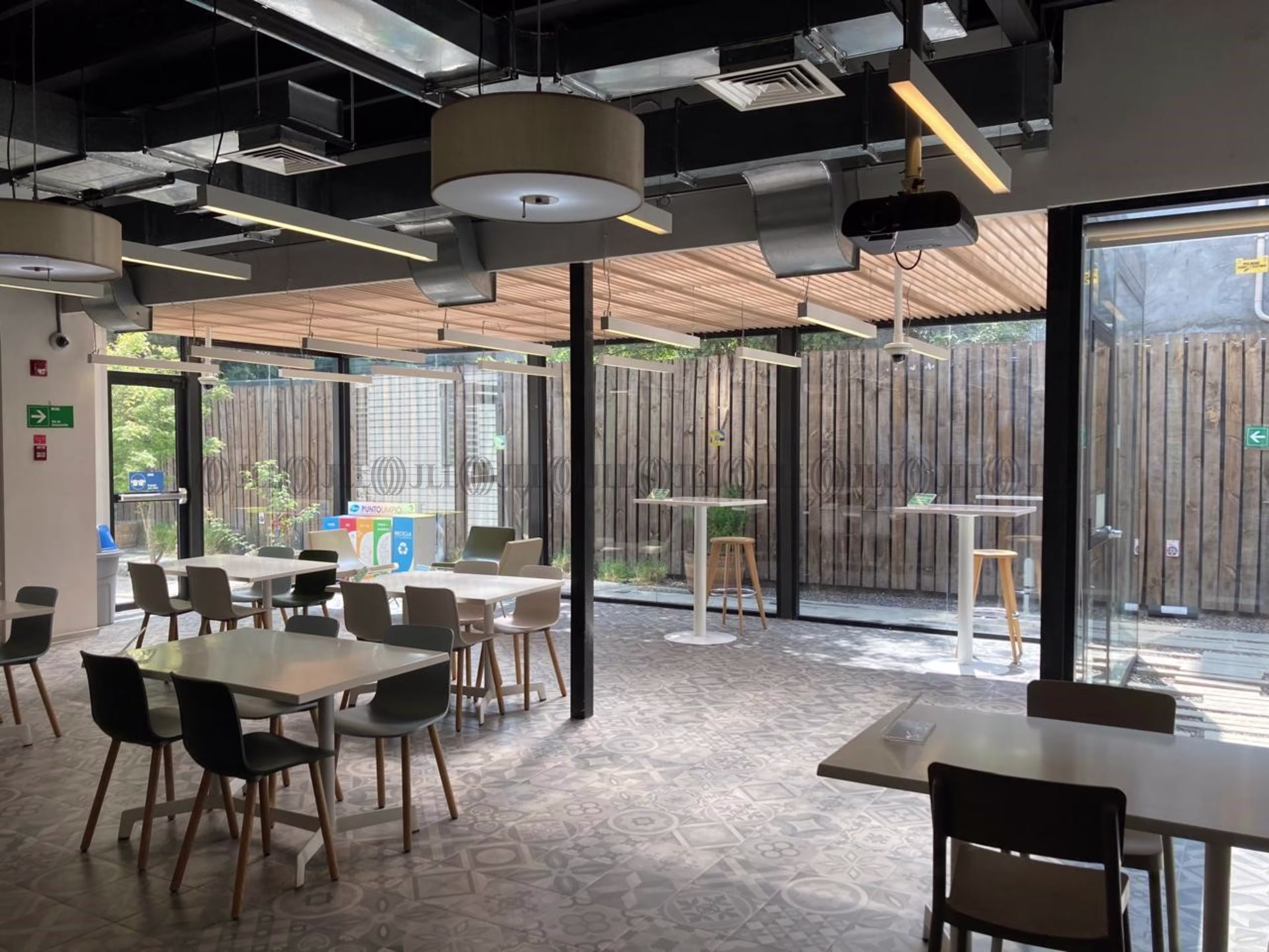 Obispo Arturo Espinoza Campos 2526, Macul