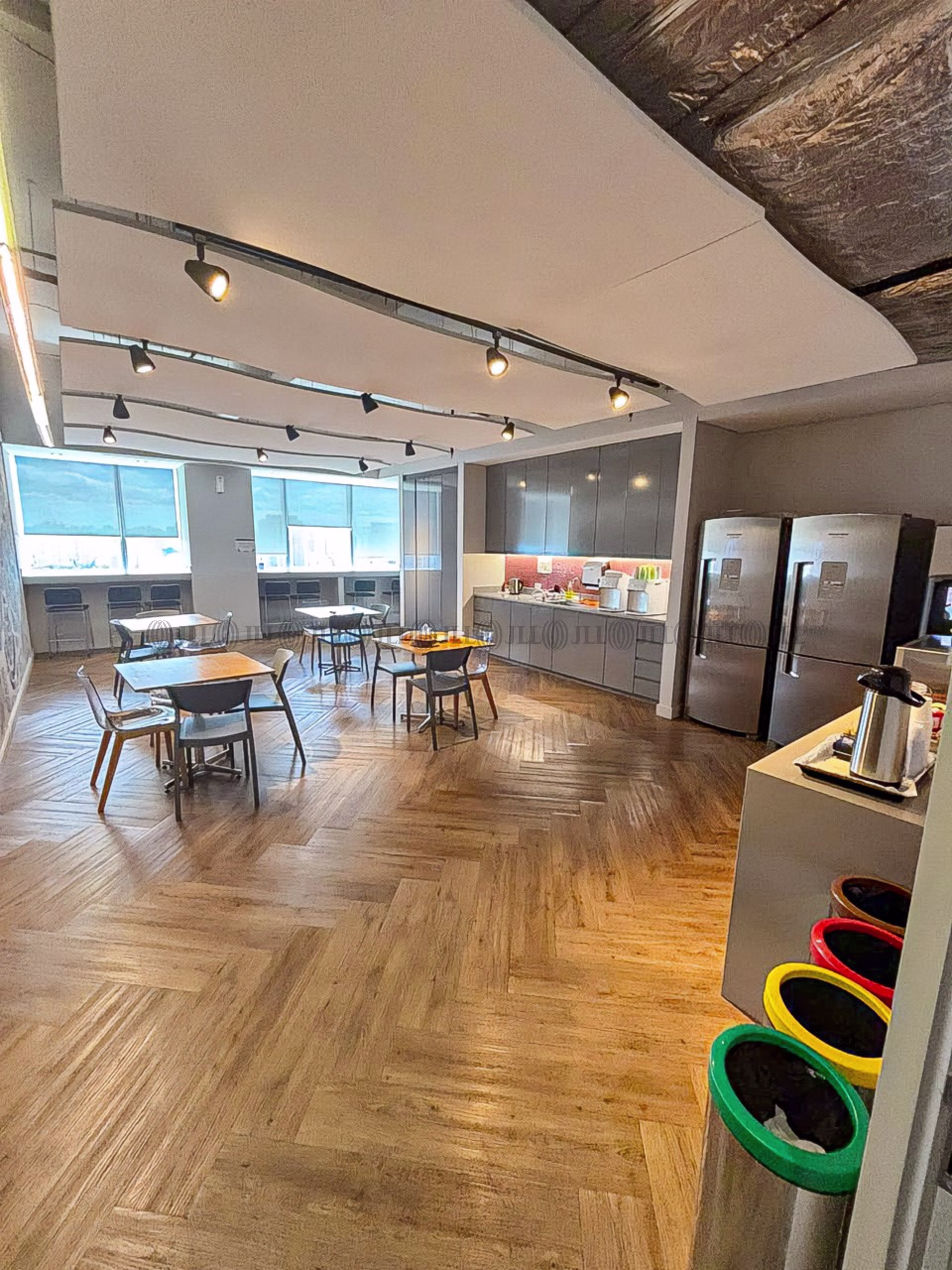 Av. Chucri Zaidan, 296 - Vila Cordeiro