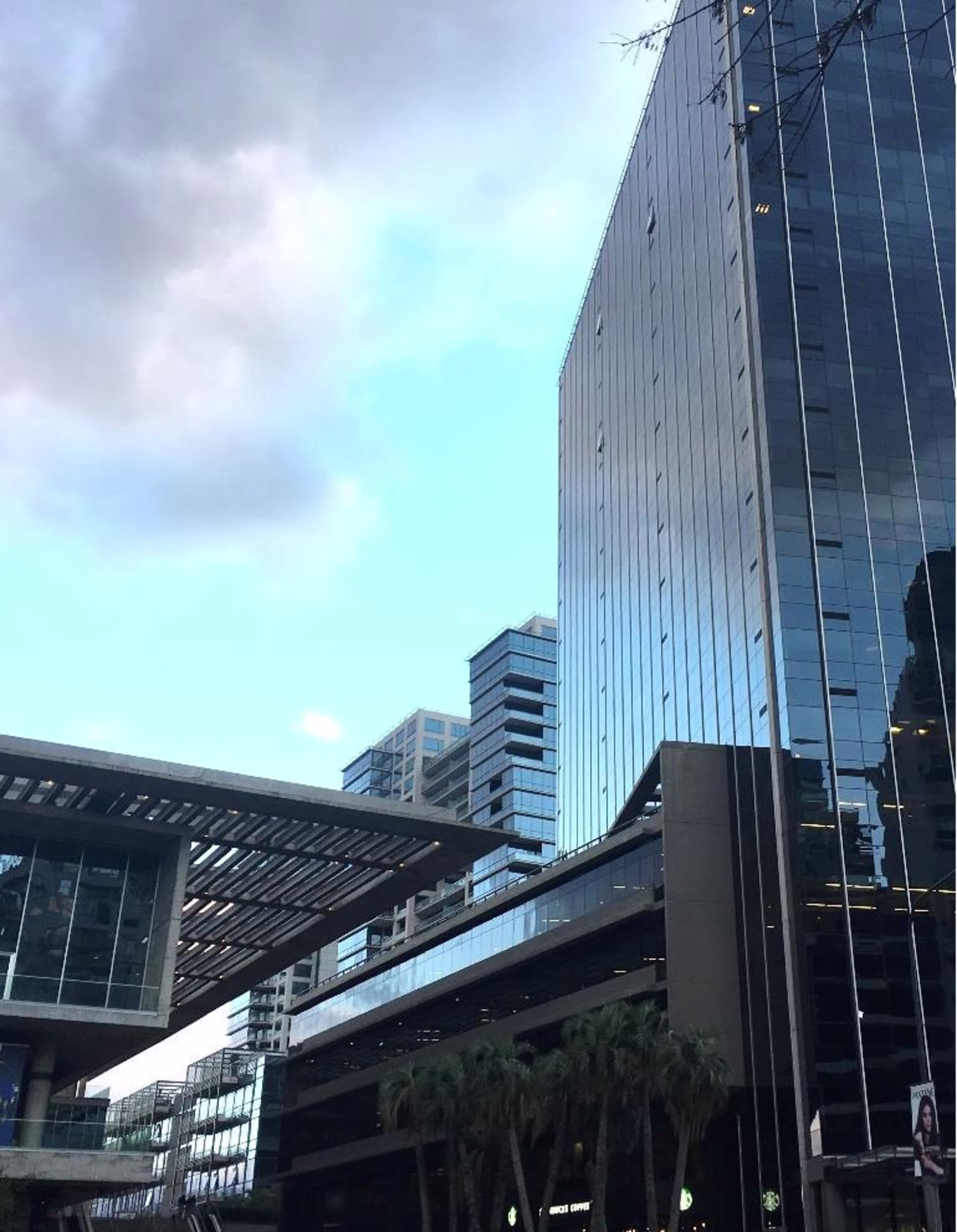 Av. del Libertador 101