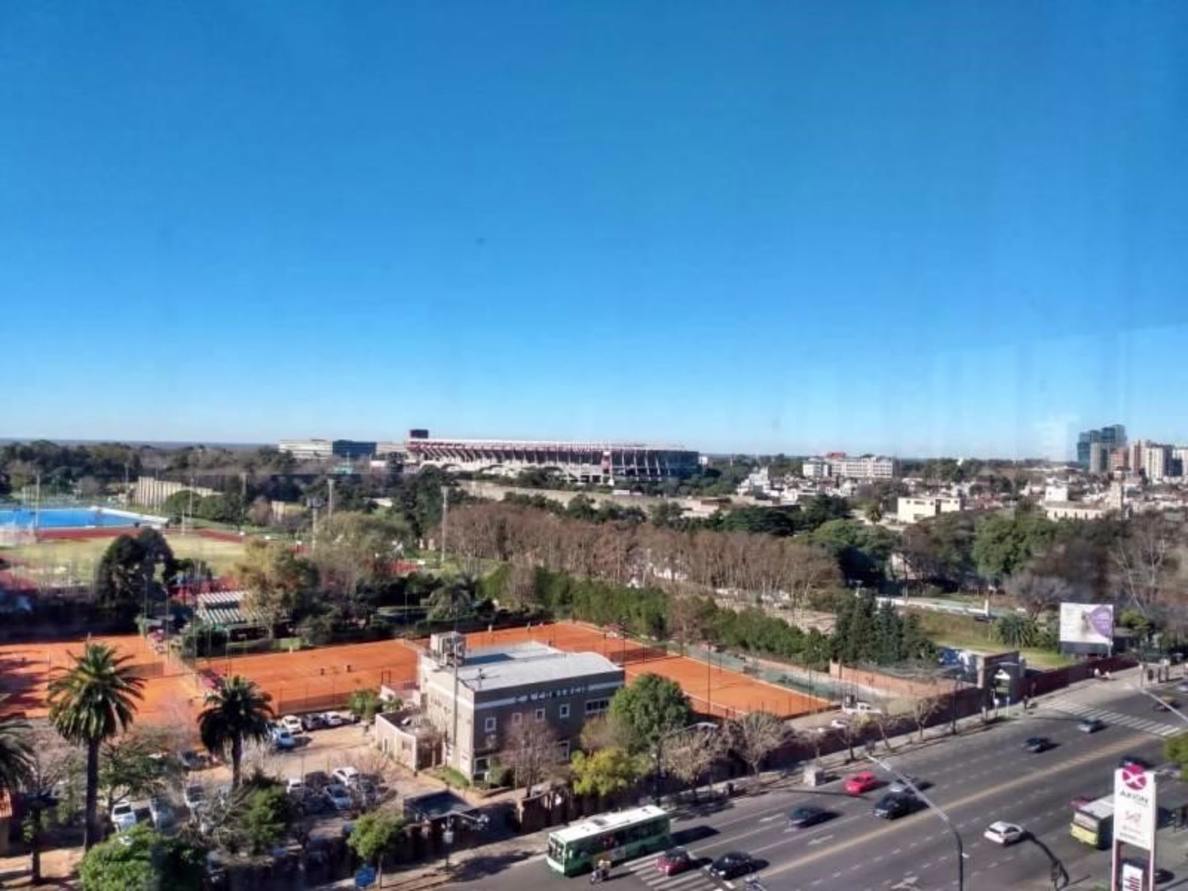 Libertador 7200, Piso 19
