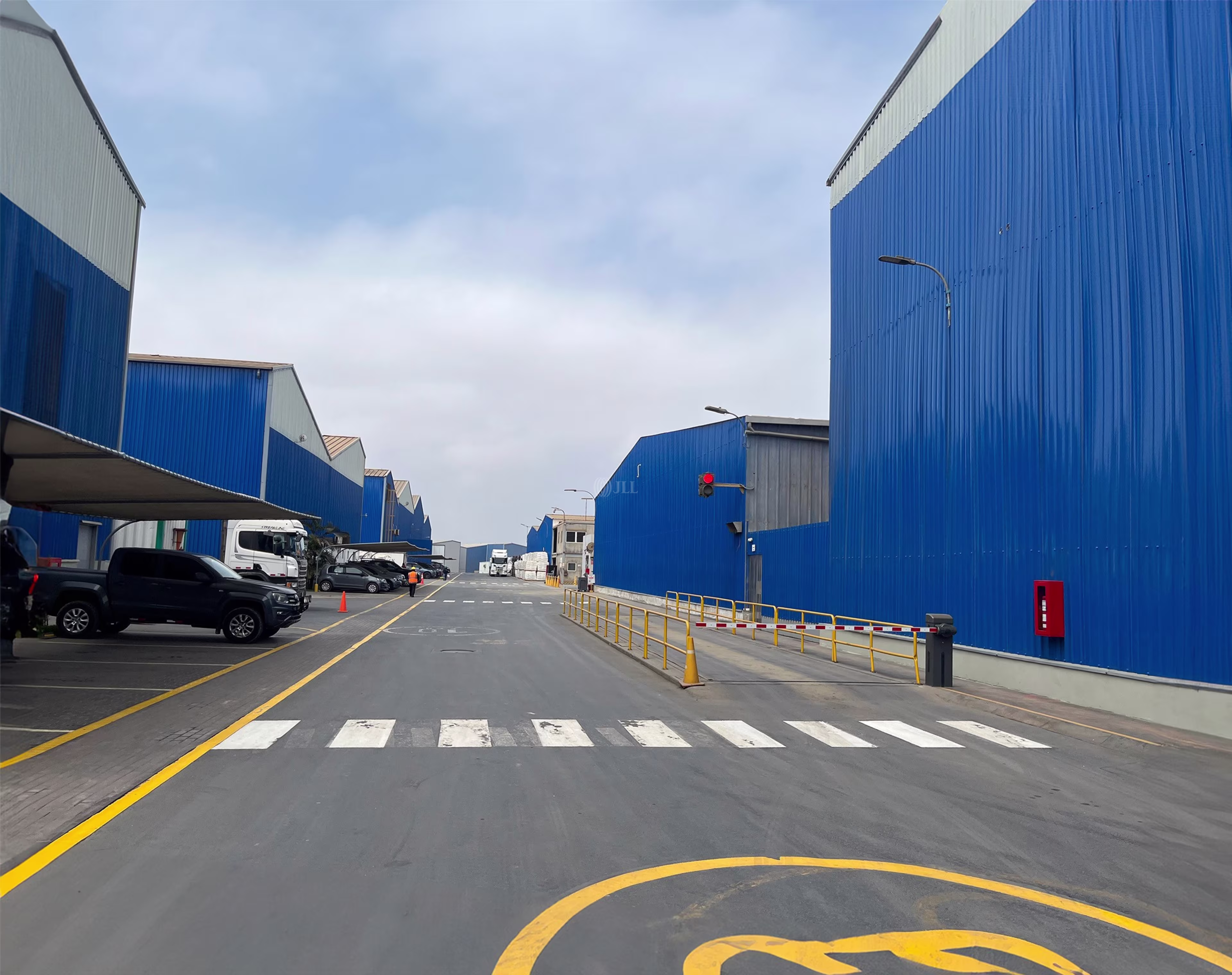 Av. Industrial, Lima 15022, Perú
