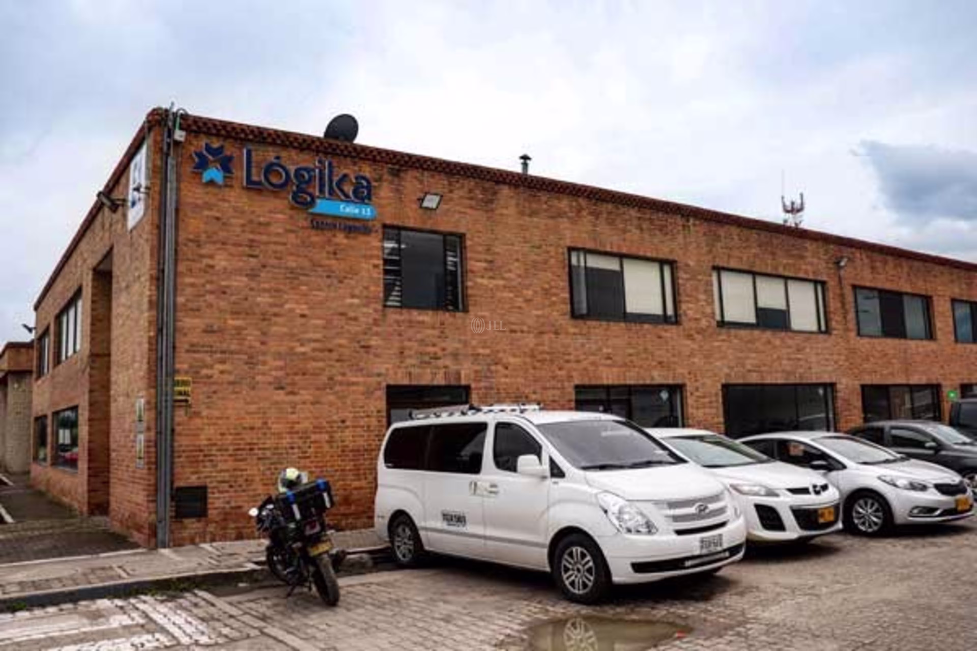 Parque Industrial Logika Calle 13