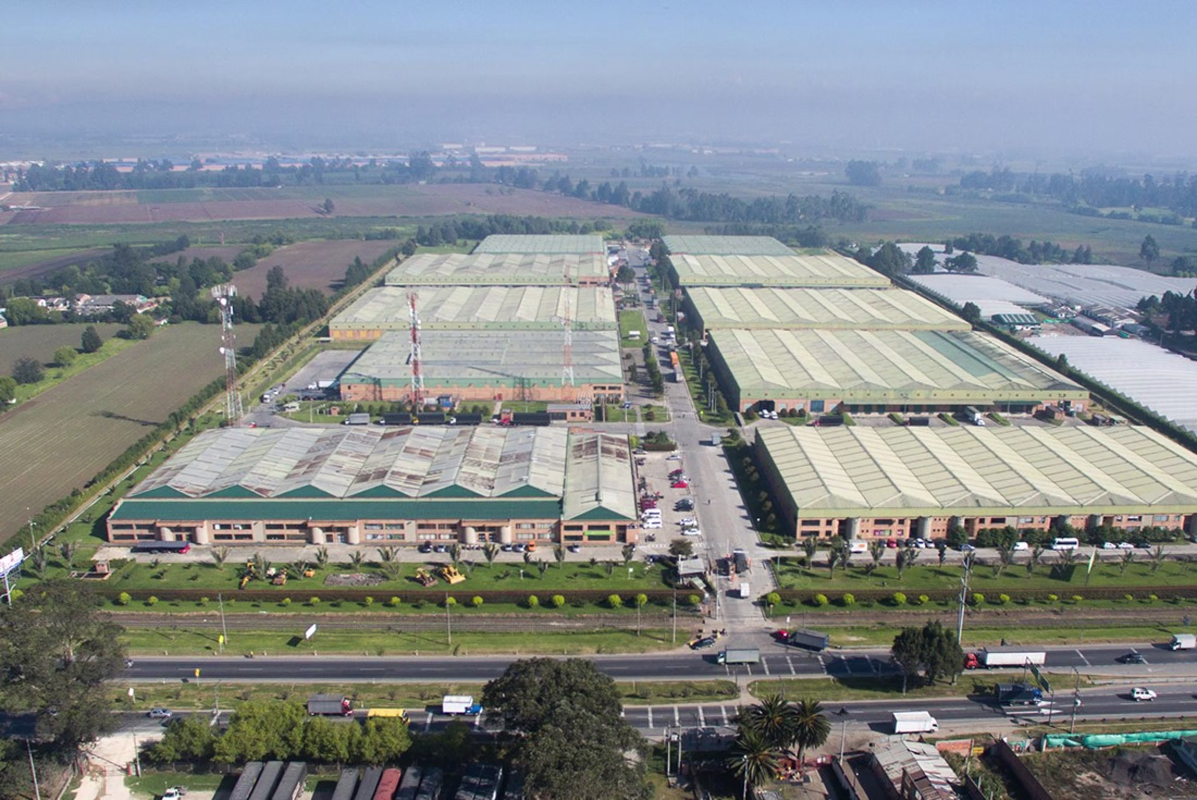 Parque Industrial Logika Calle 13