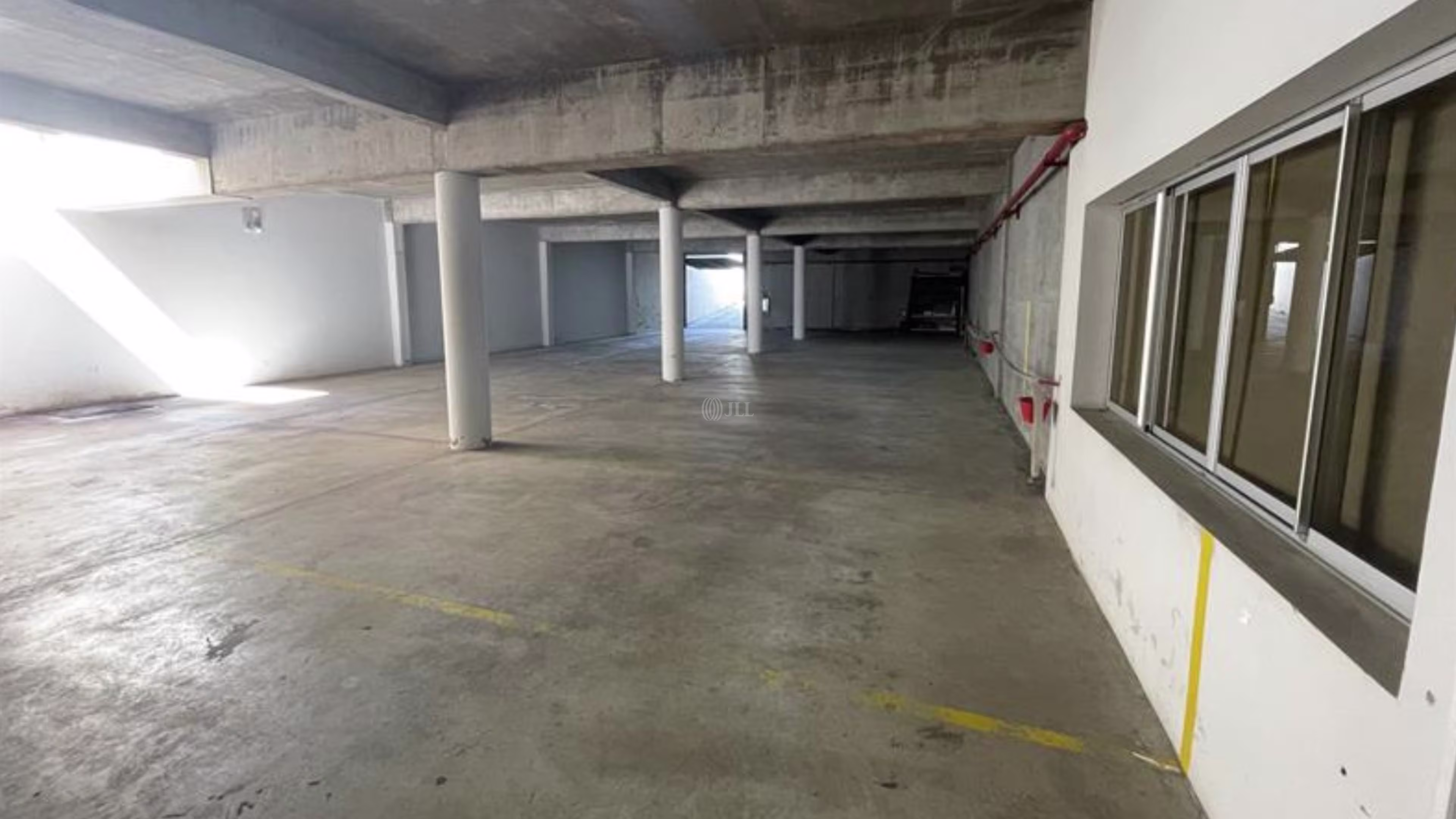 Ruta Acceso Sur, a 2.700 metros de 4 mojones