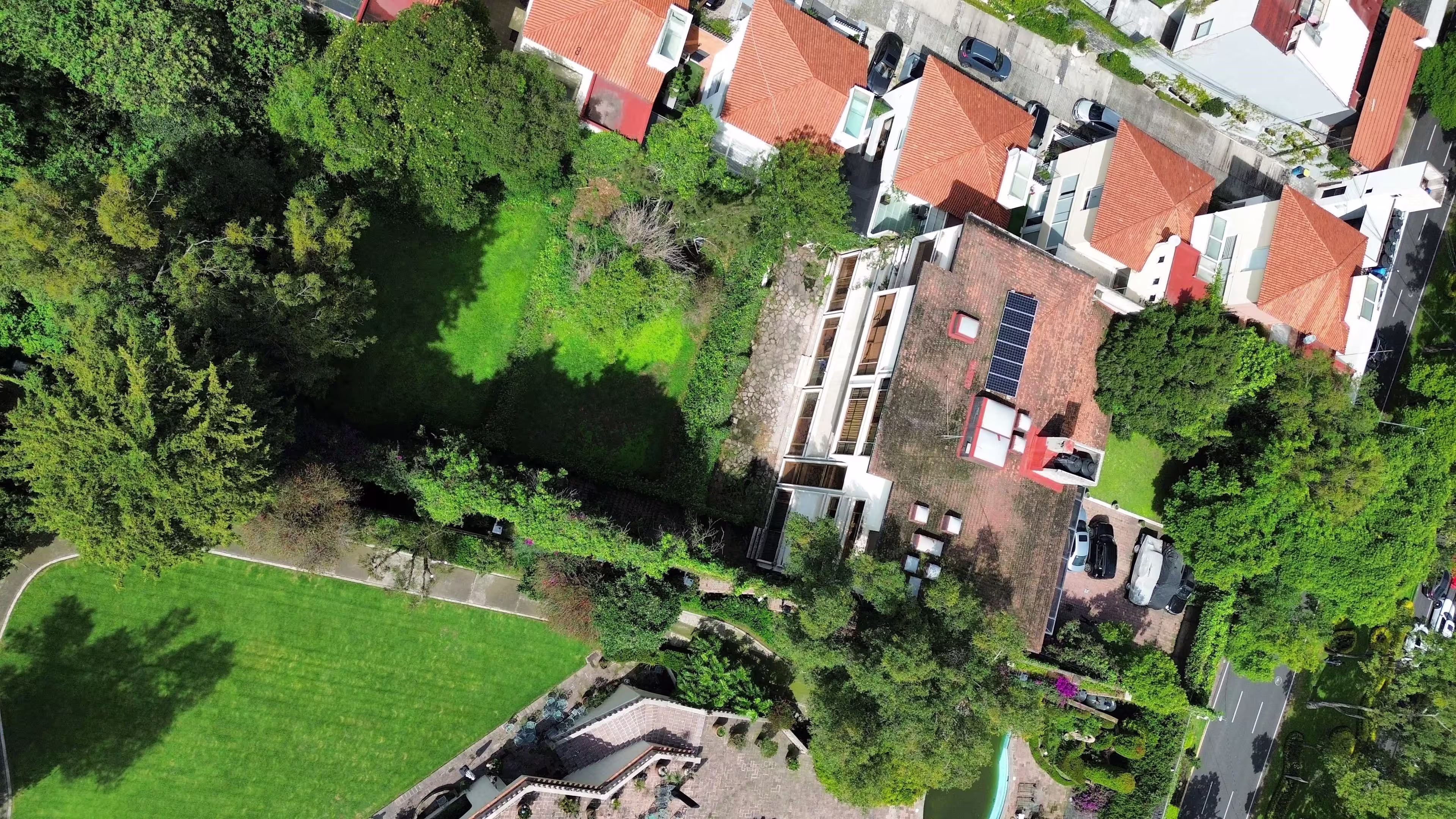 Av. Paseo de la Reforma 2528, Lomas Altas, Miguel Hidalgo, 11950, Ciudad de México