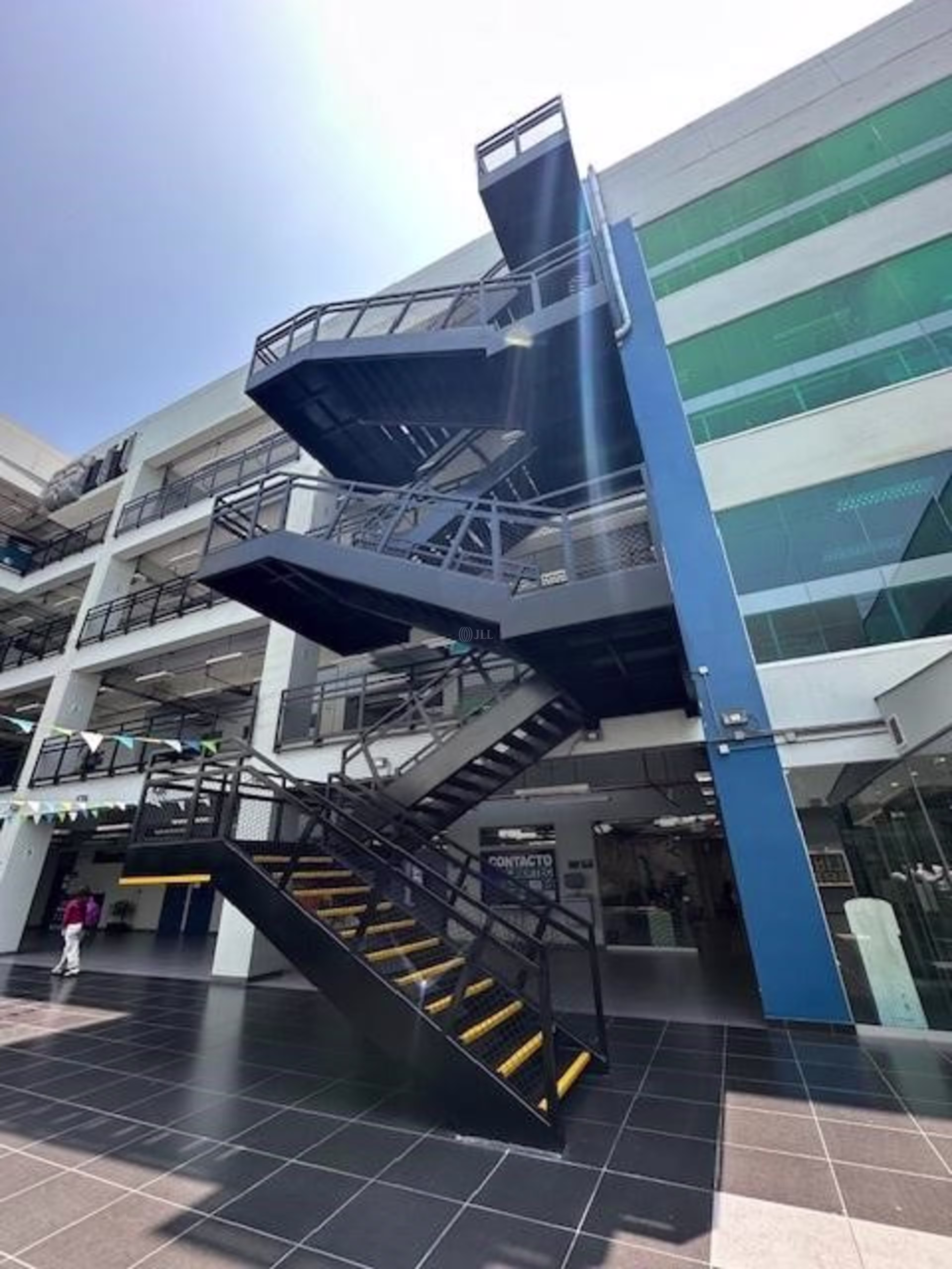 Av. Brasil 702, Breña 15083