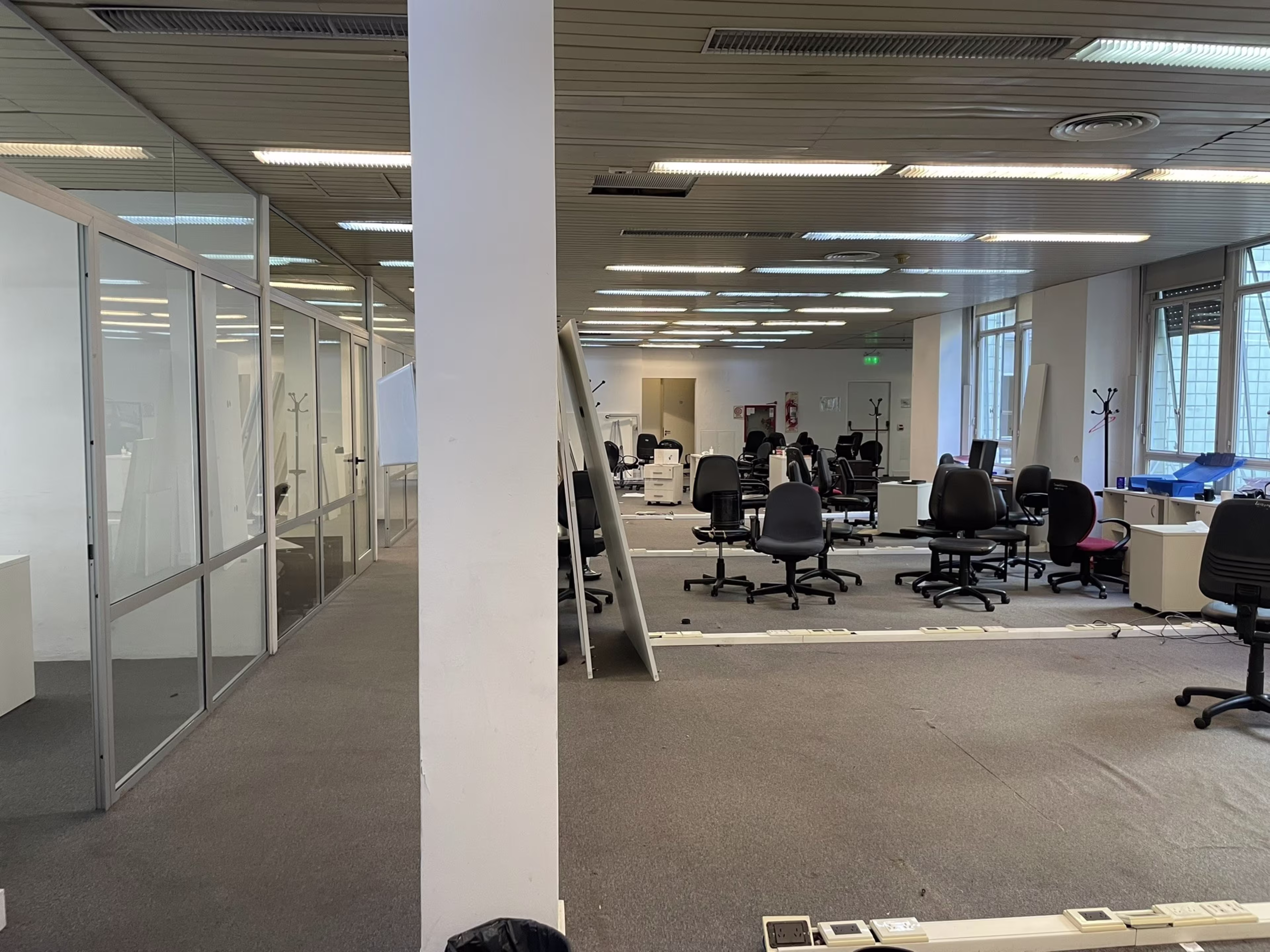 Av. Pres. Roque Saénz Peña 788