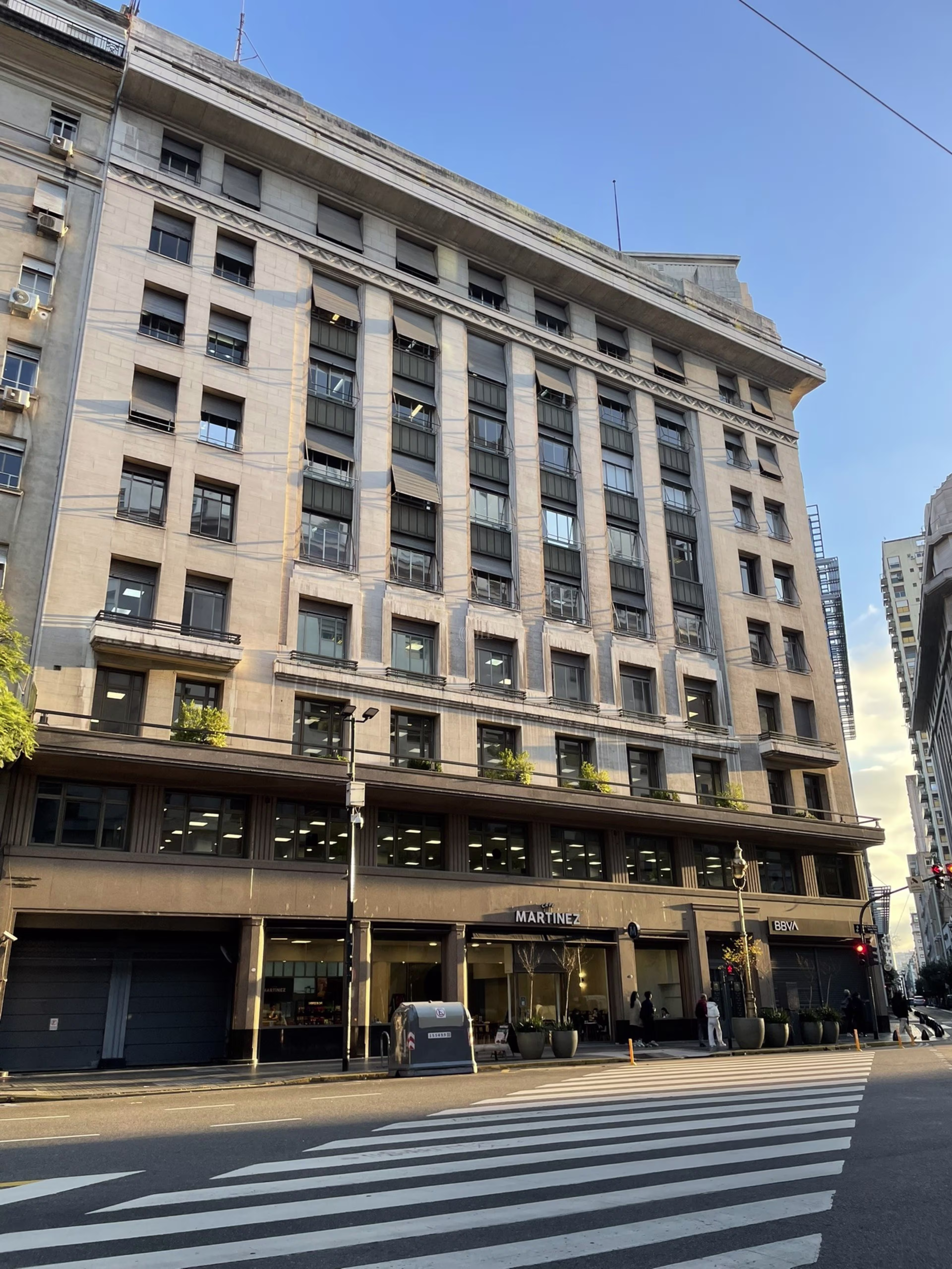 Av. Pres. Roque Saénz Peña 788