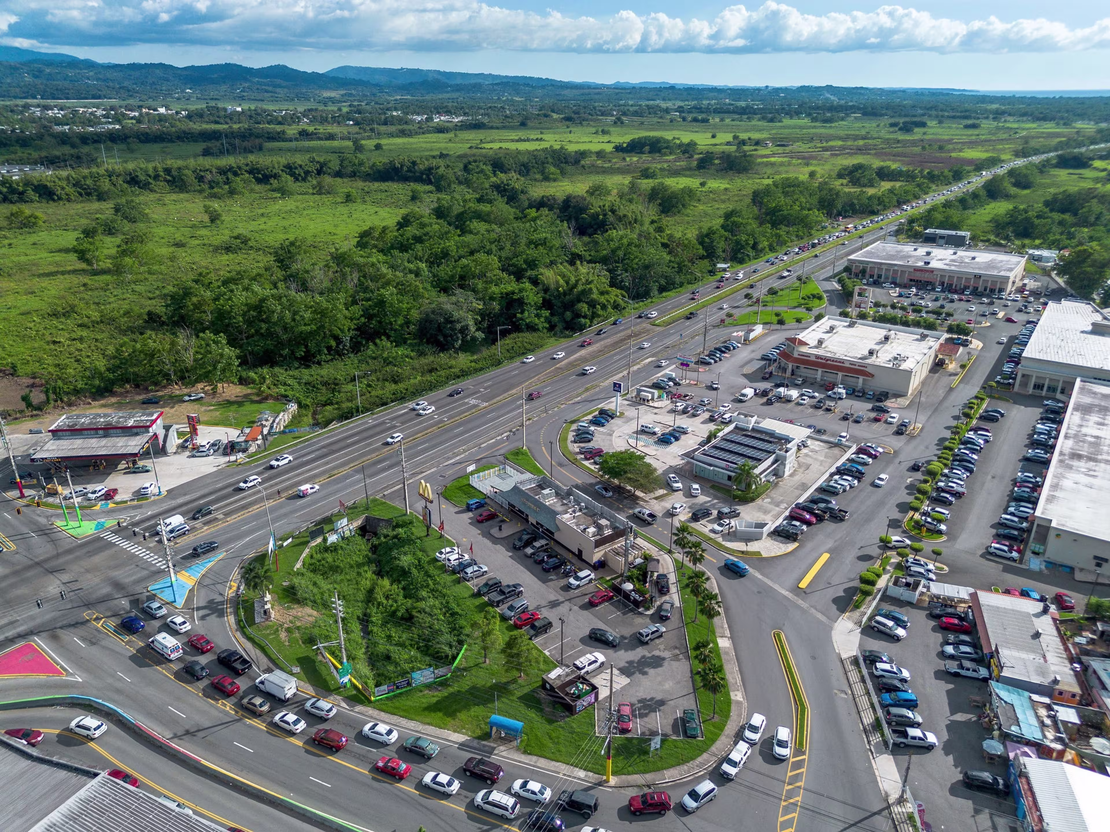 Bo. Quebrada Larga, Fincas E y T, Anasco