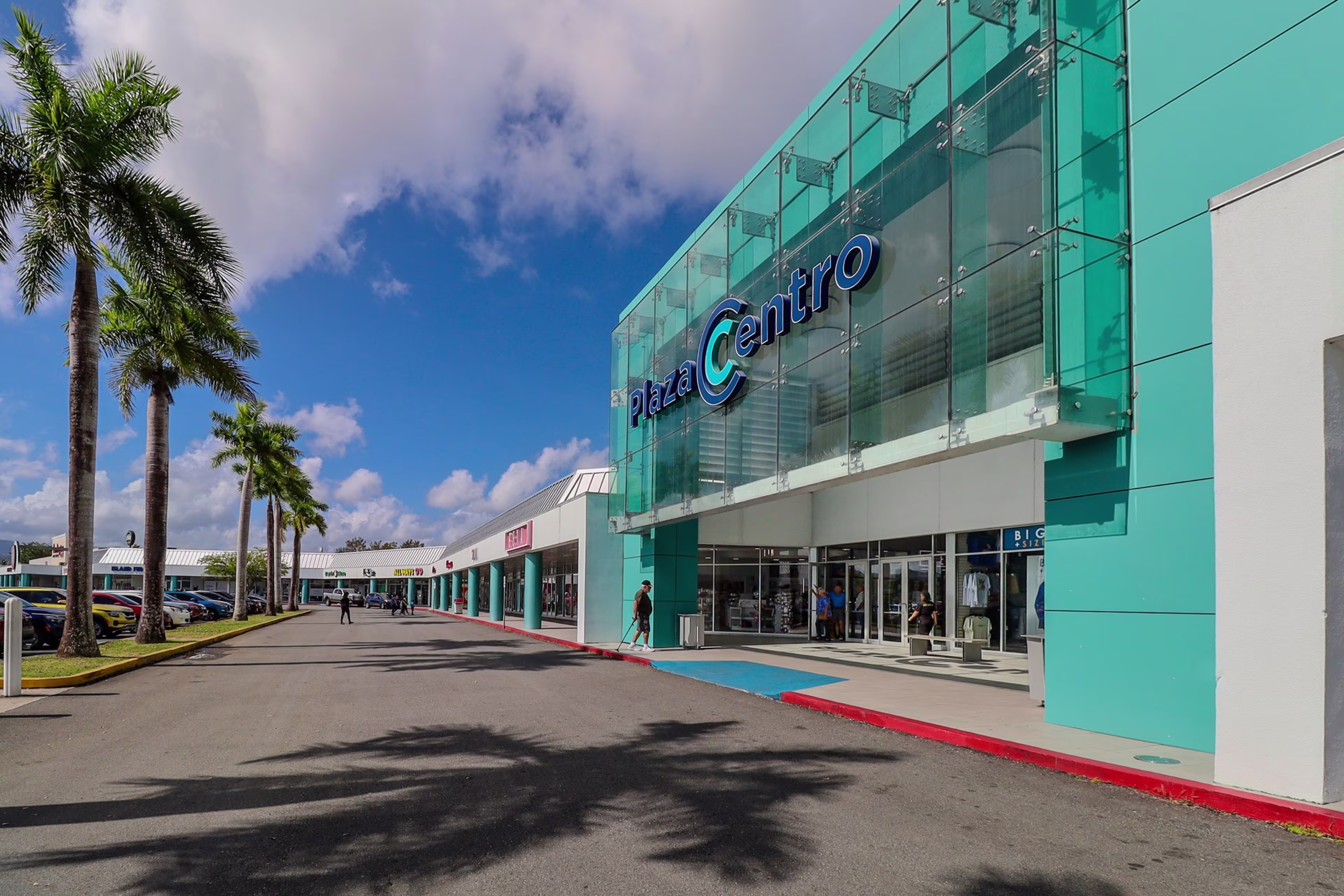 200 Avenue Rafael Cordero