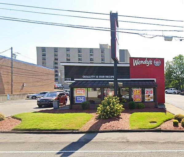 1221 Gallatin Pike S