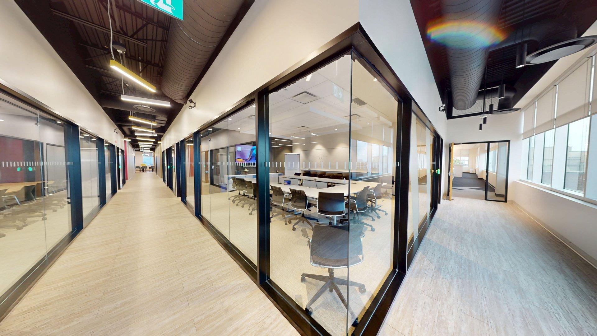 2 International Boulevard