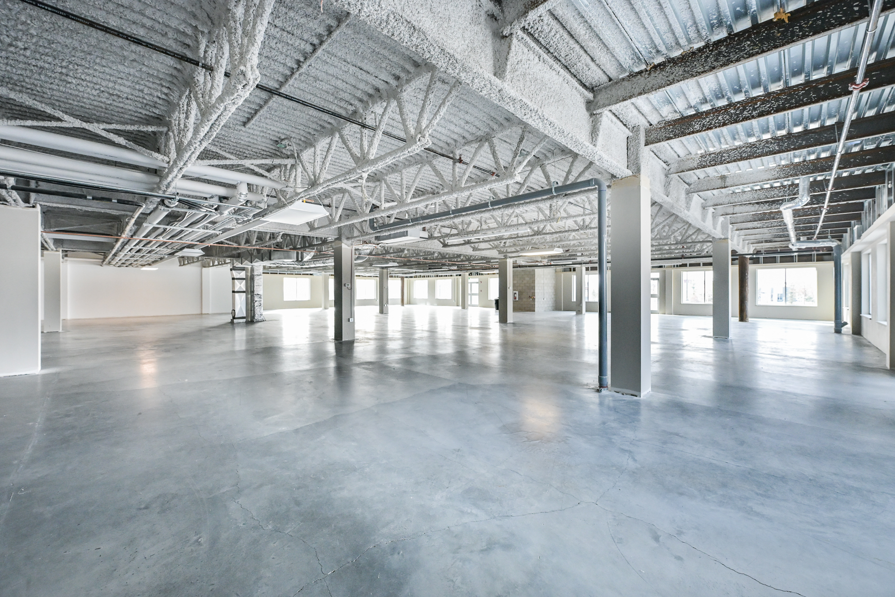 15 Royal Vista Way NW