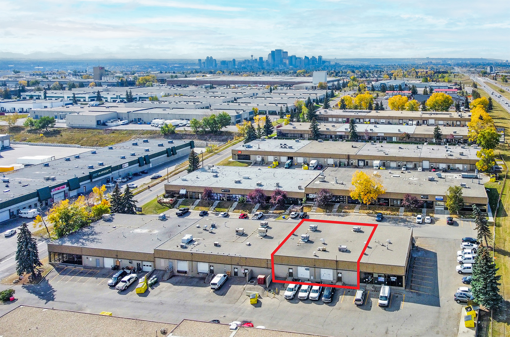 3320 - 14 Avenue NE, Bays 7-8