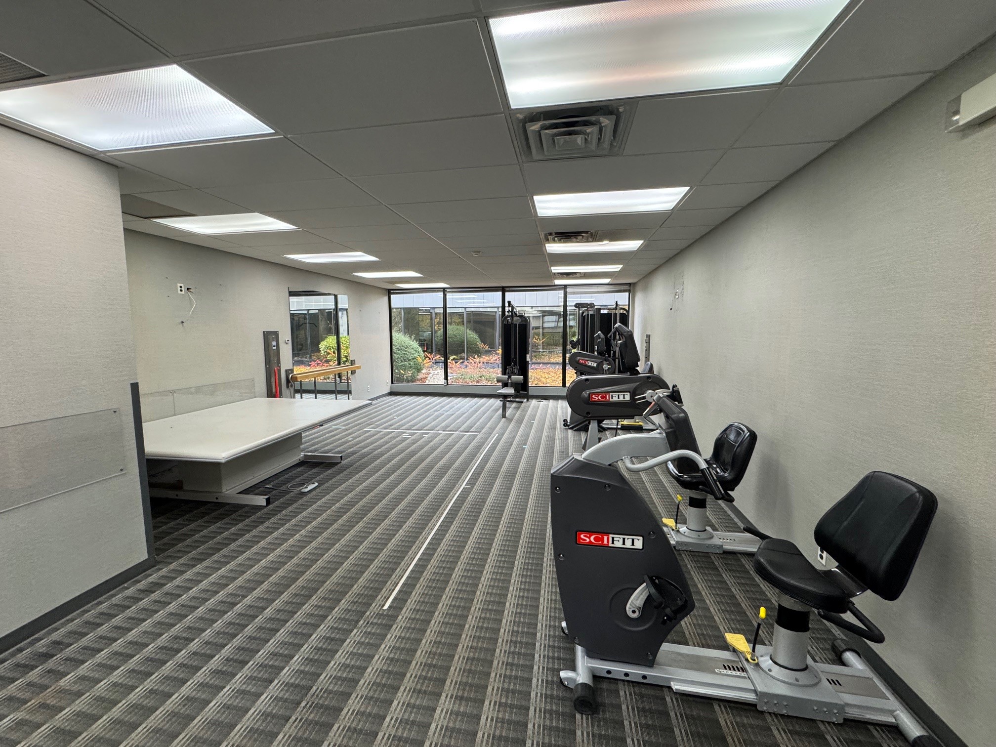 185-205 Froehlich Farm Blvd