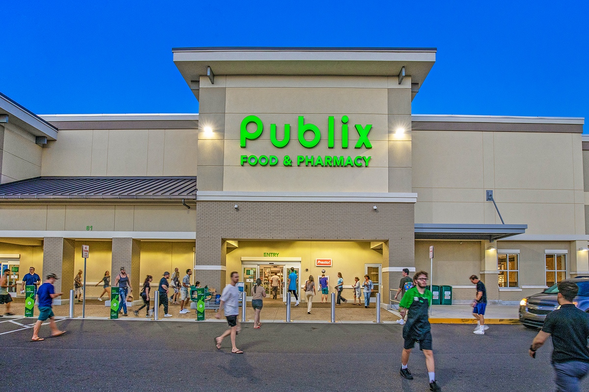 81 Alafaya Woods Blvd