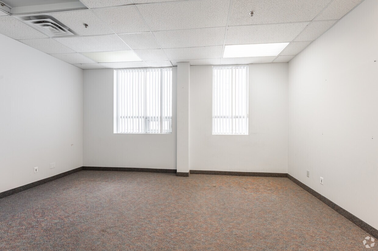 6757 Northwest Drive