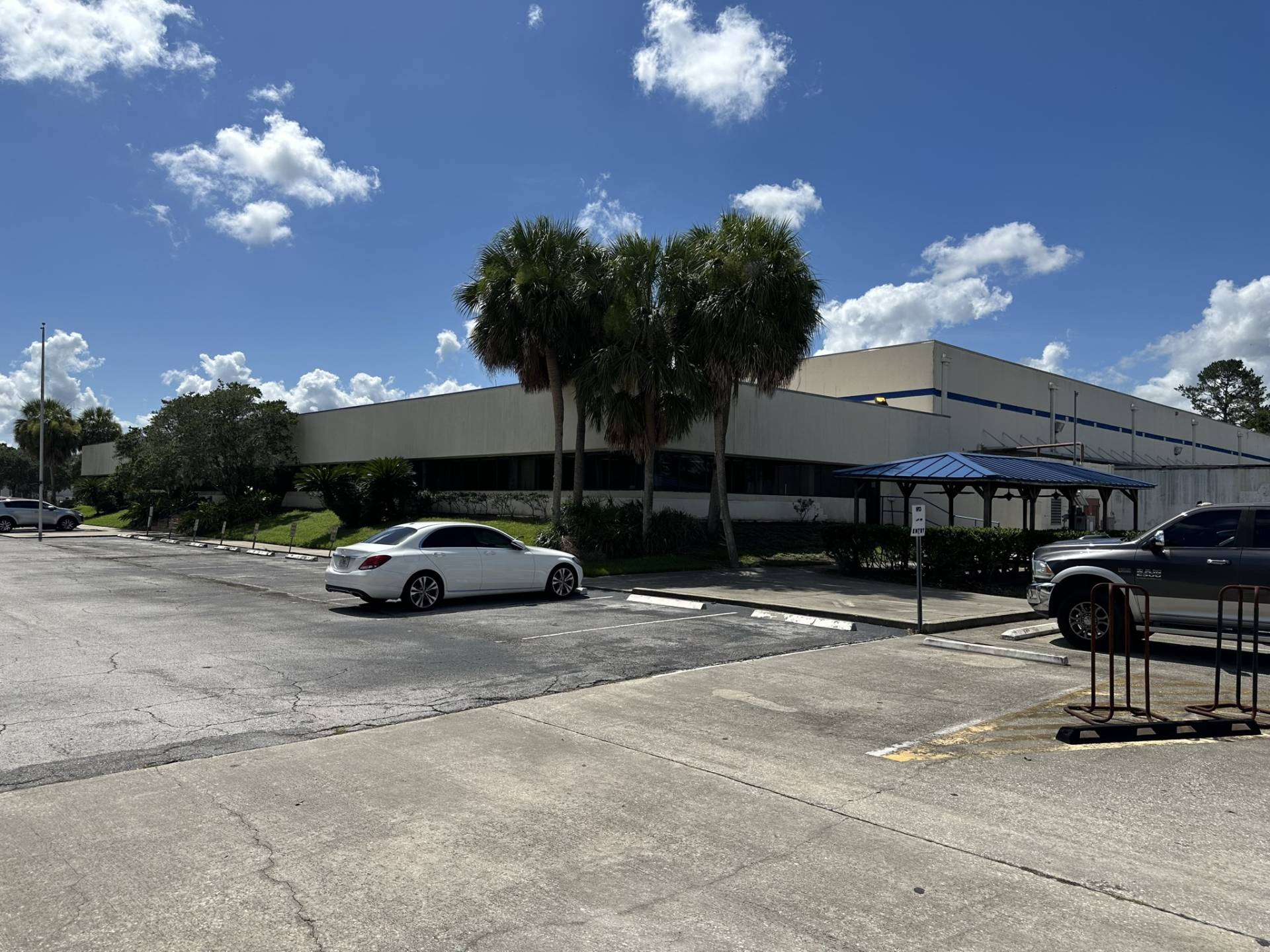 2101 E Lake Mary Blvd