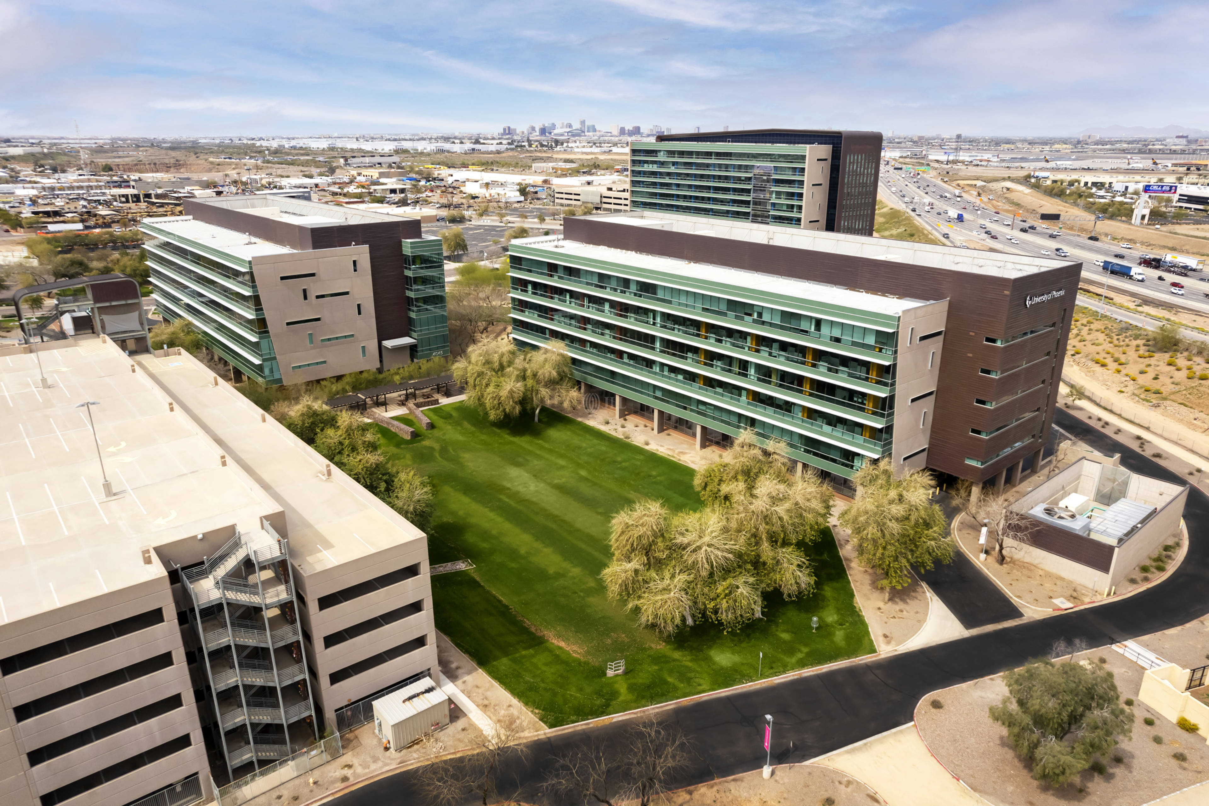 University of Phoenix, 4035 S Riverpoint Pkwy JLL Properties US