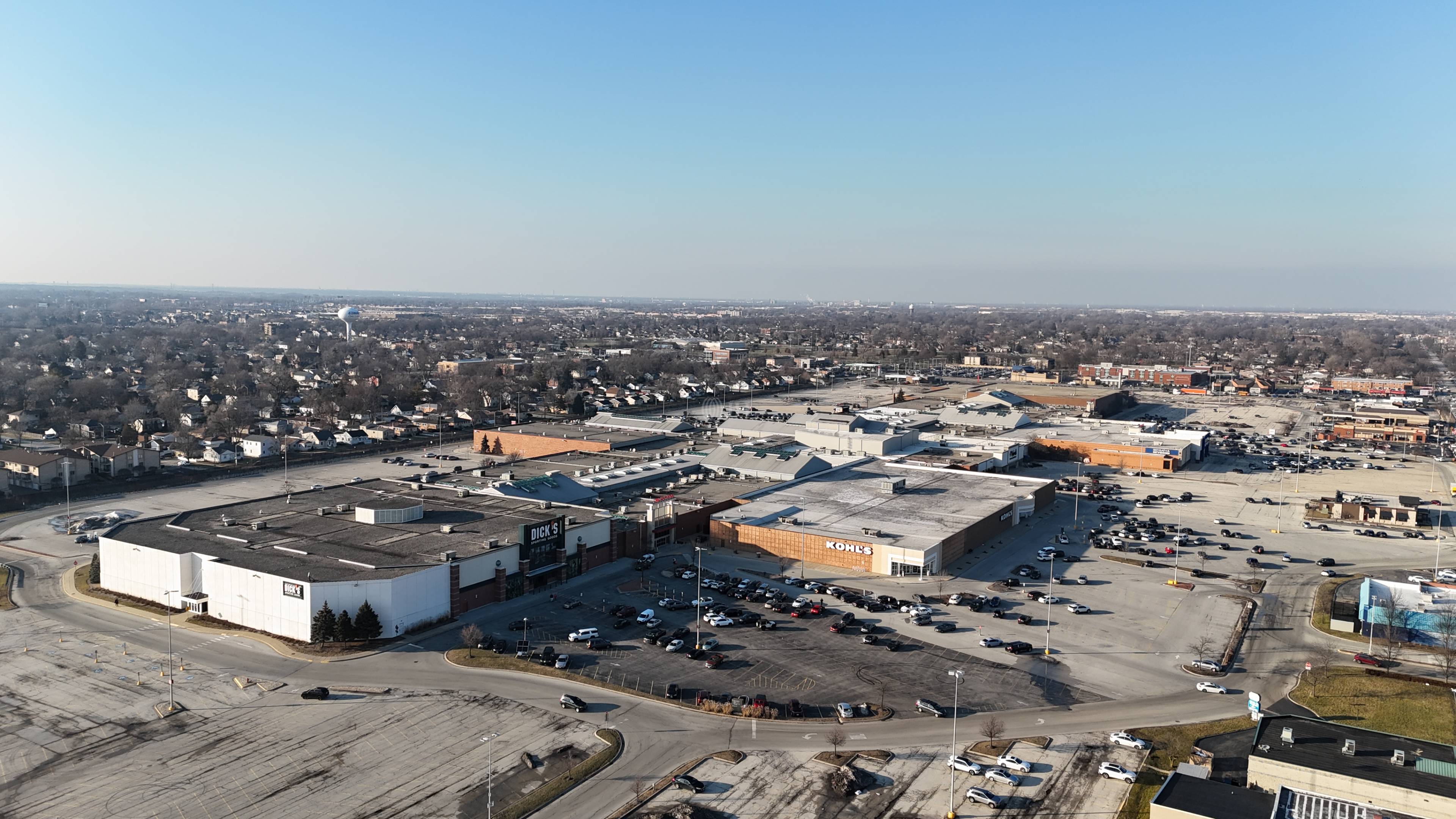 Chicago Ridge Mall, 444 Chicago Ridge Mall | JLL Properties - US