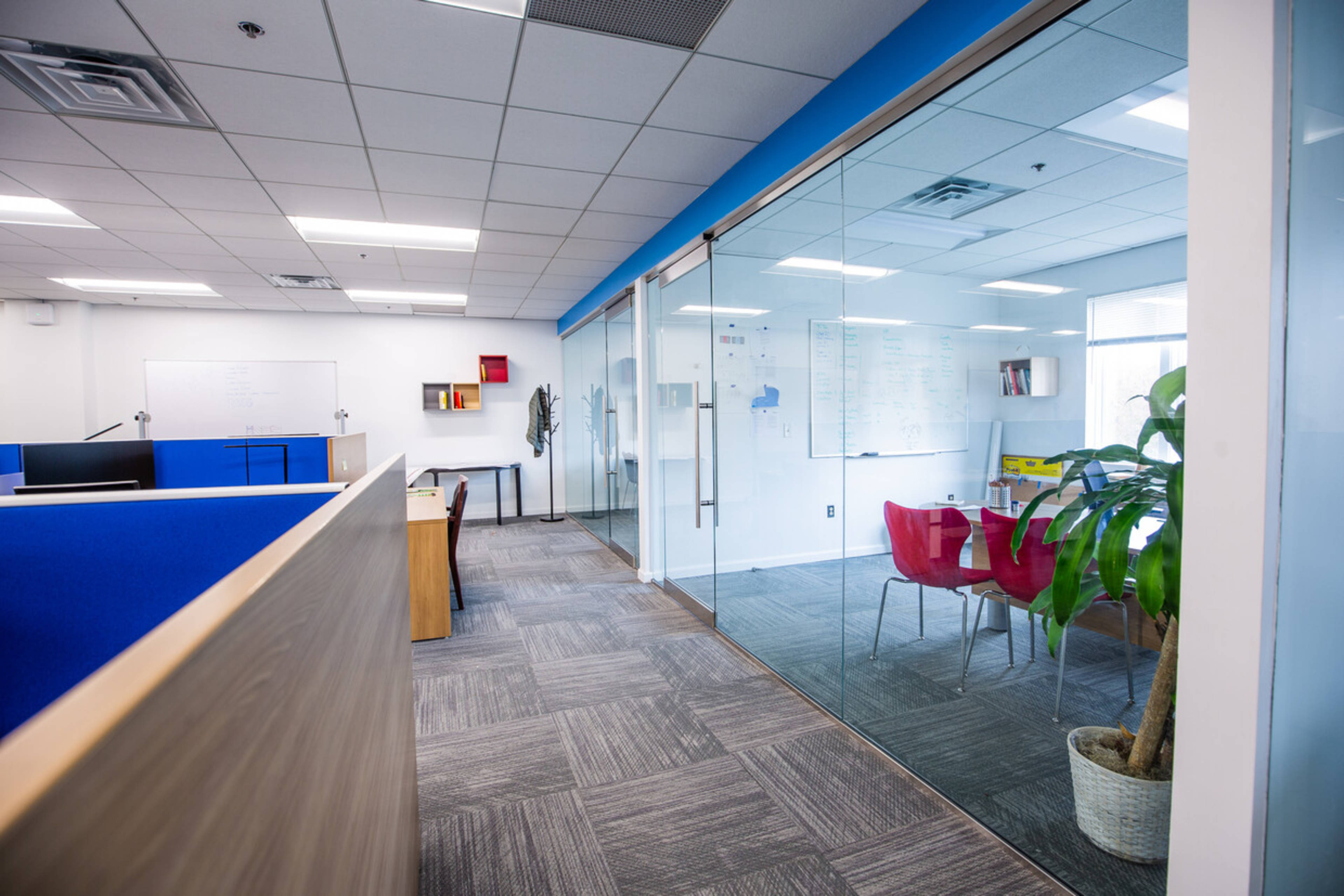 Office Center Market Fair, 100 Canal Pointe Blvd JLL Properties US