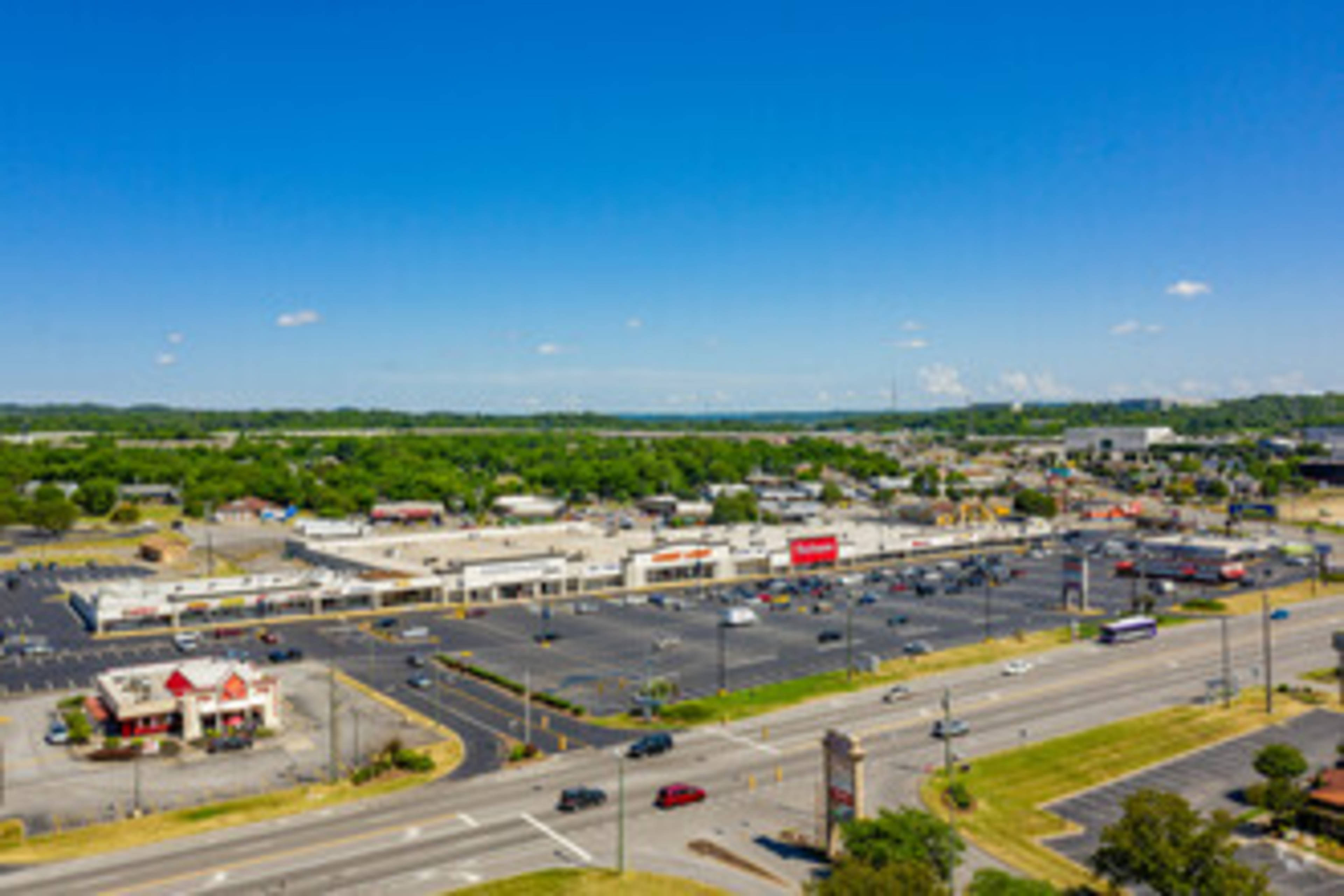 McHenry Shopping Center, 1770 Gallatin Pike N JLL Properties US