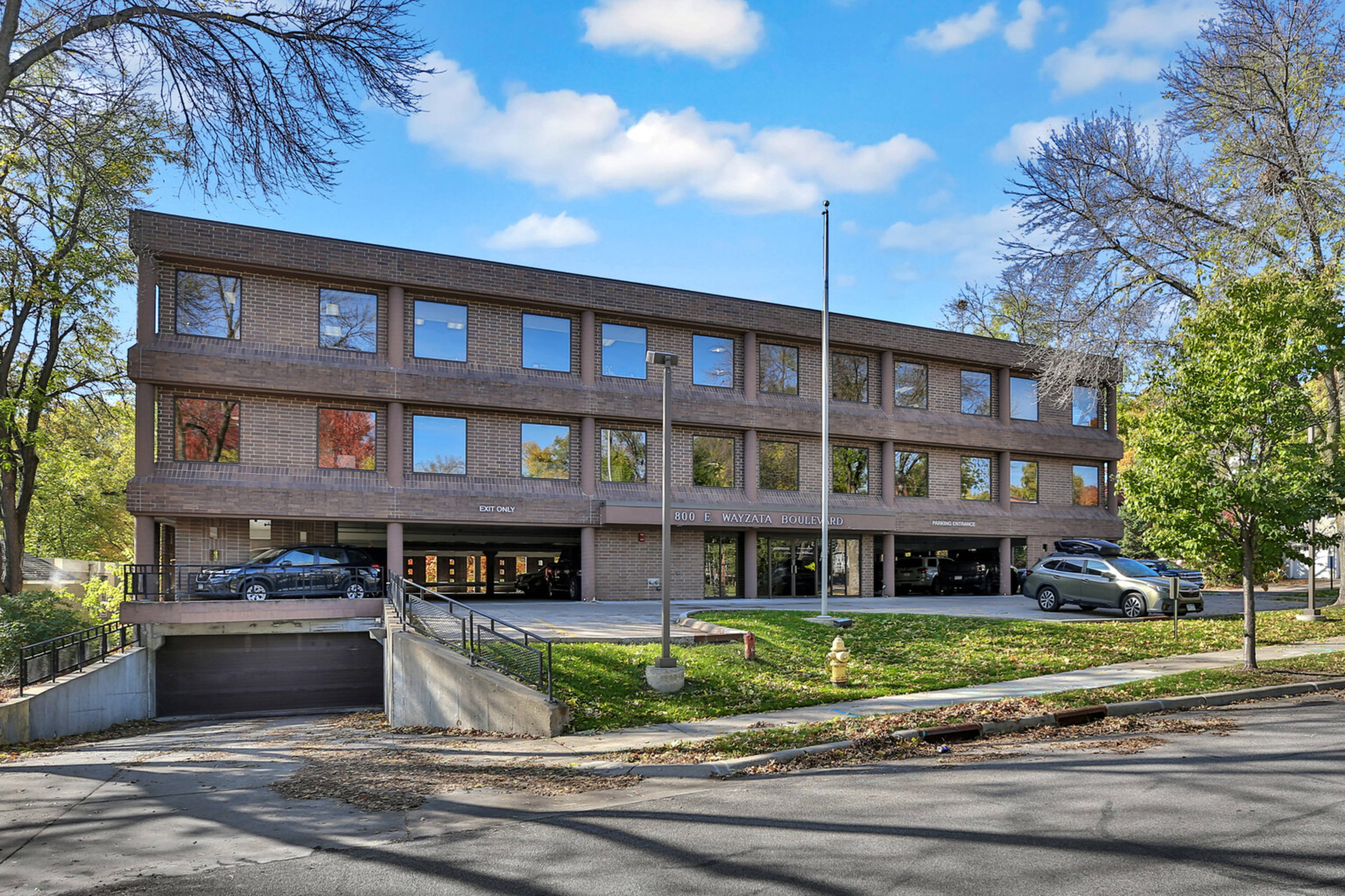 CopelandBuhl Building, 800 Wayzata Blvd E JLL Properties US