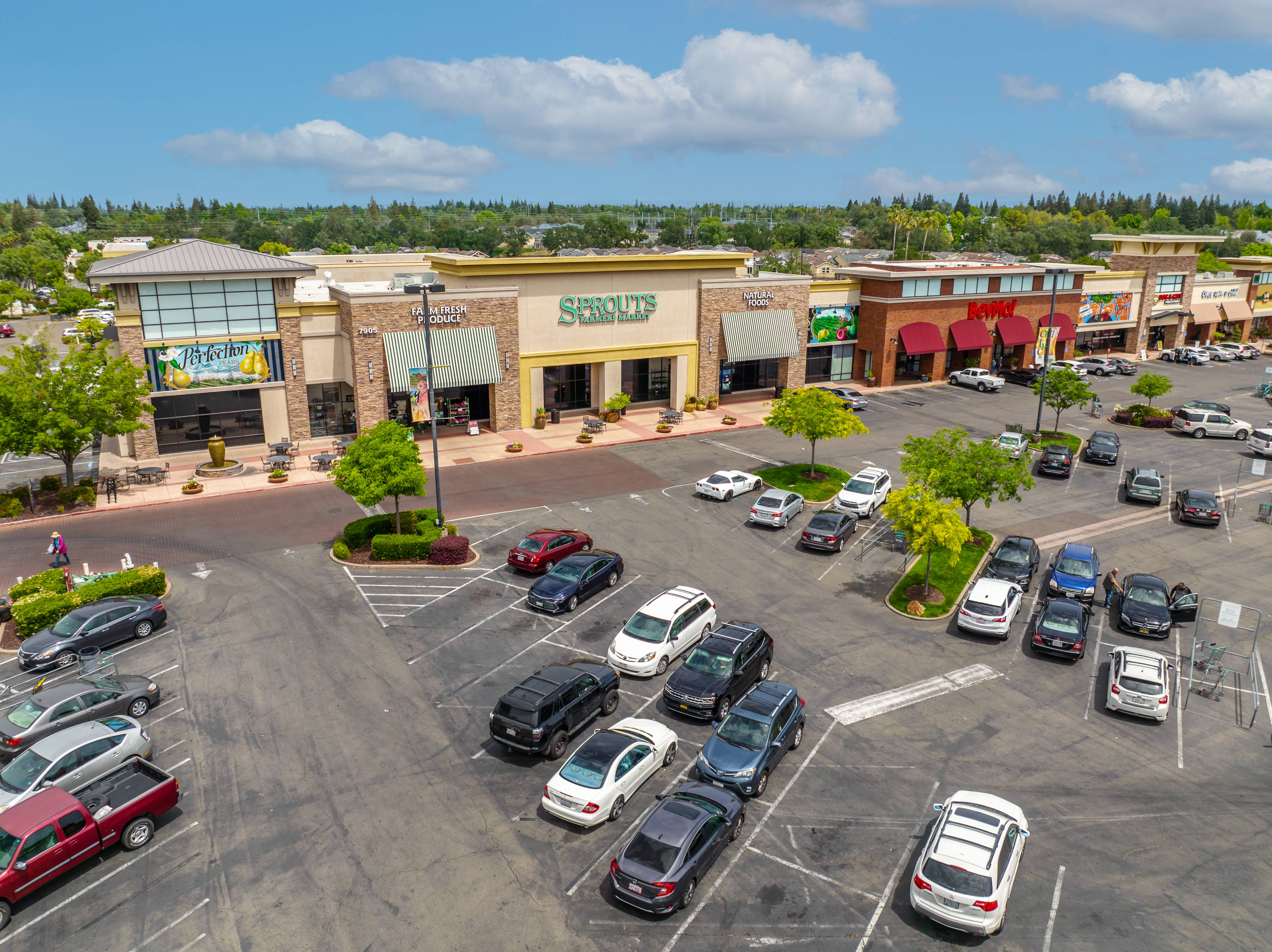 Citrus Town Center, 7925 Greenback Ln JLL Properties US