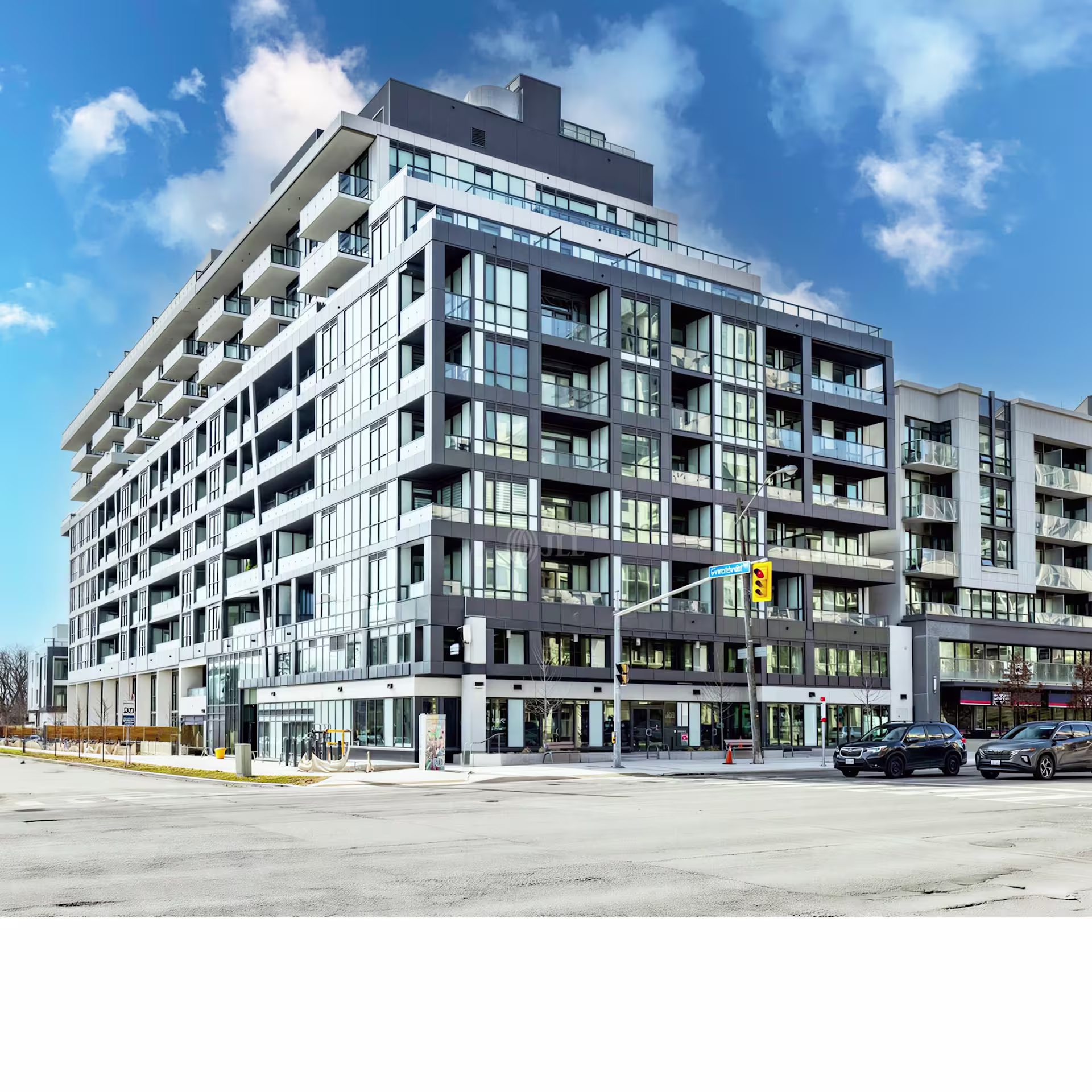 625 Sheppard Avenue East
