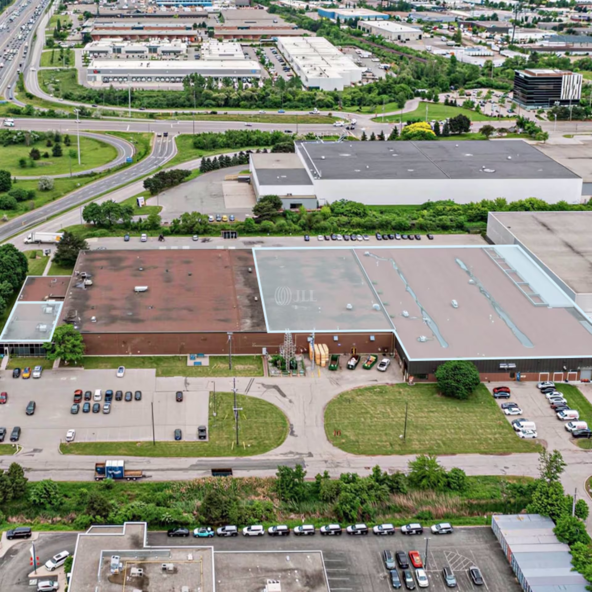 4041 N Service Road