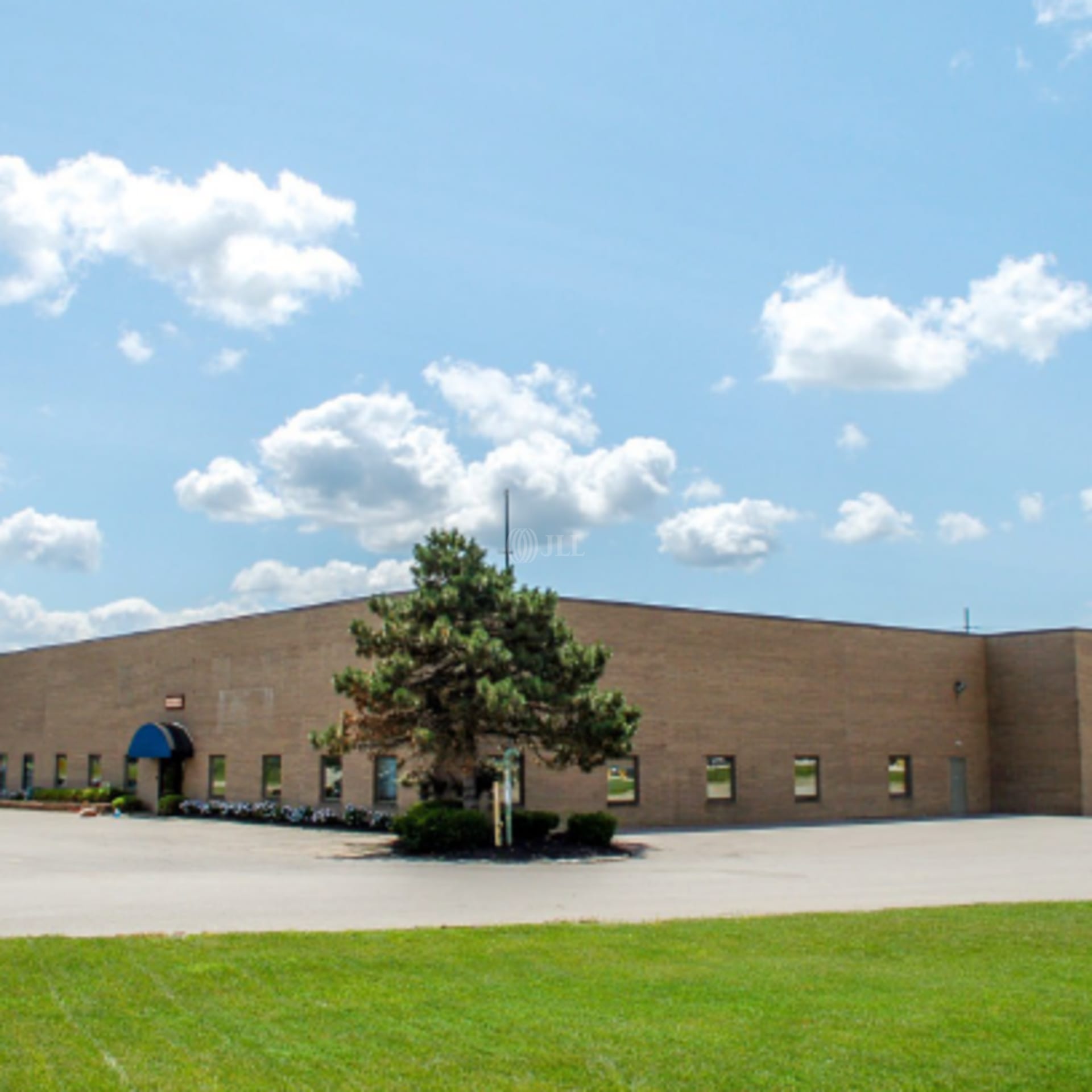 26000 Richmond Rd