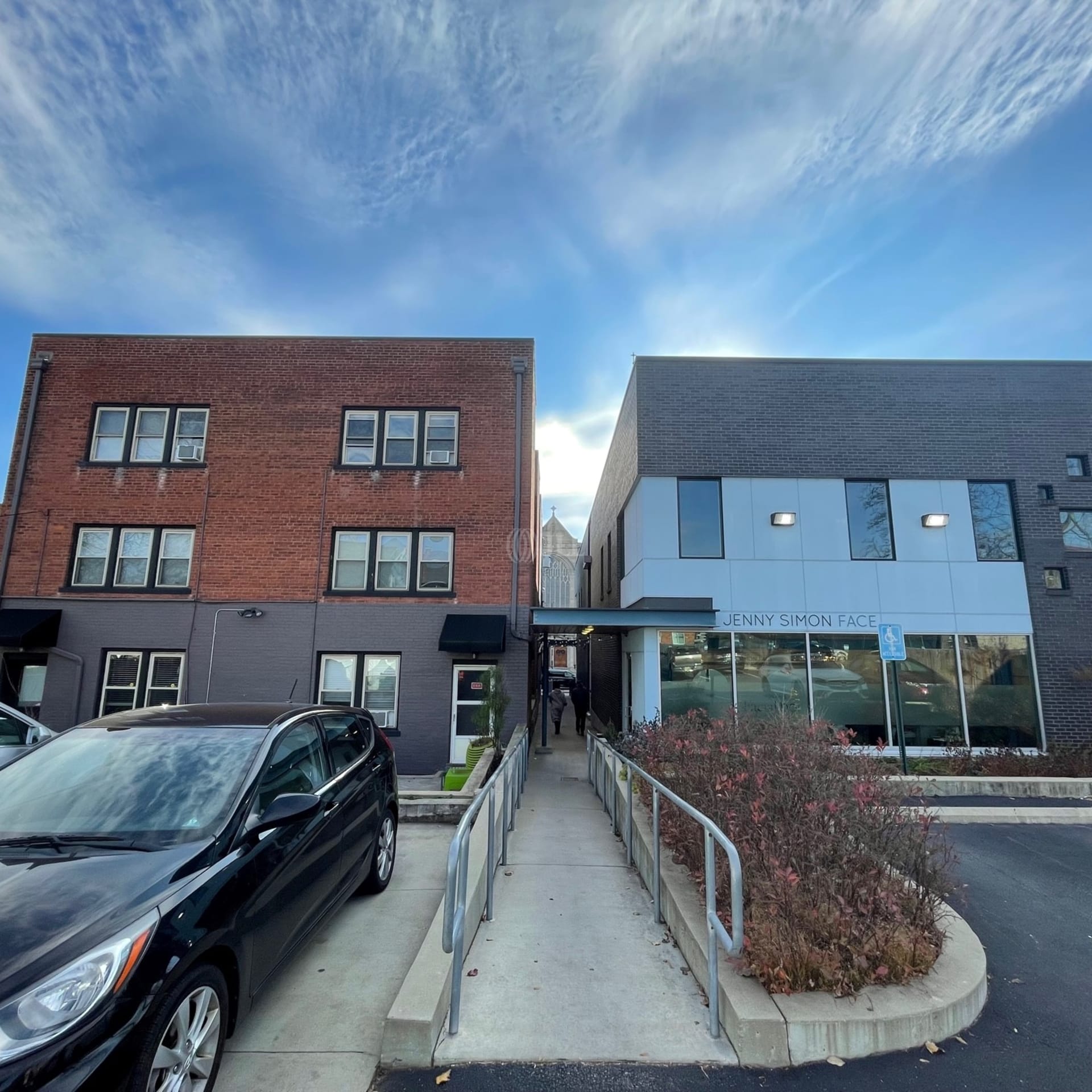 3094-3096 Madison Rd
