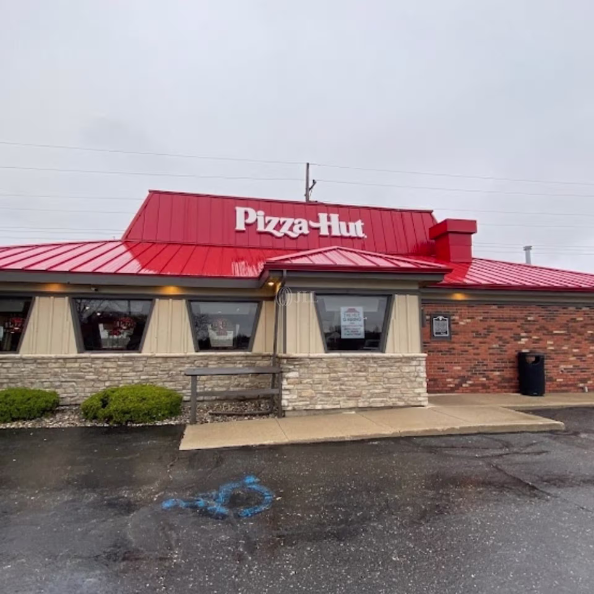 790 N Van Dyke Rd