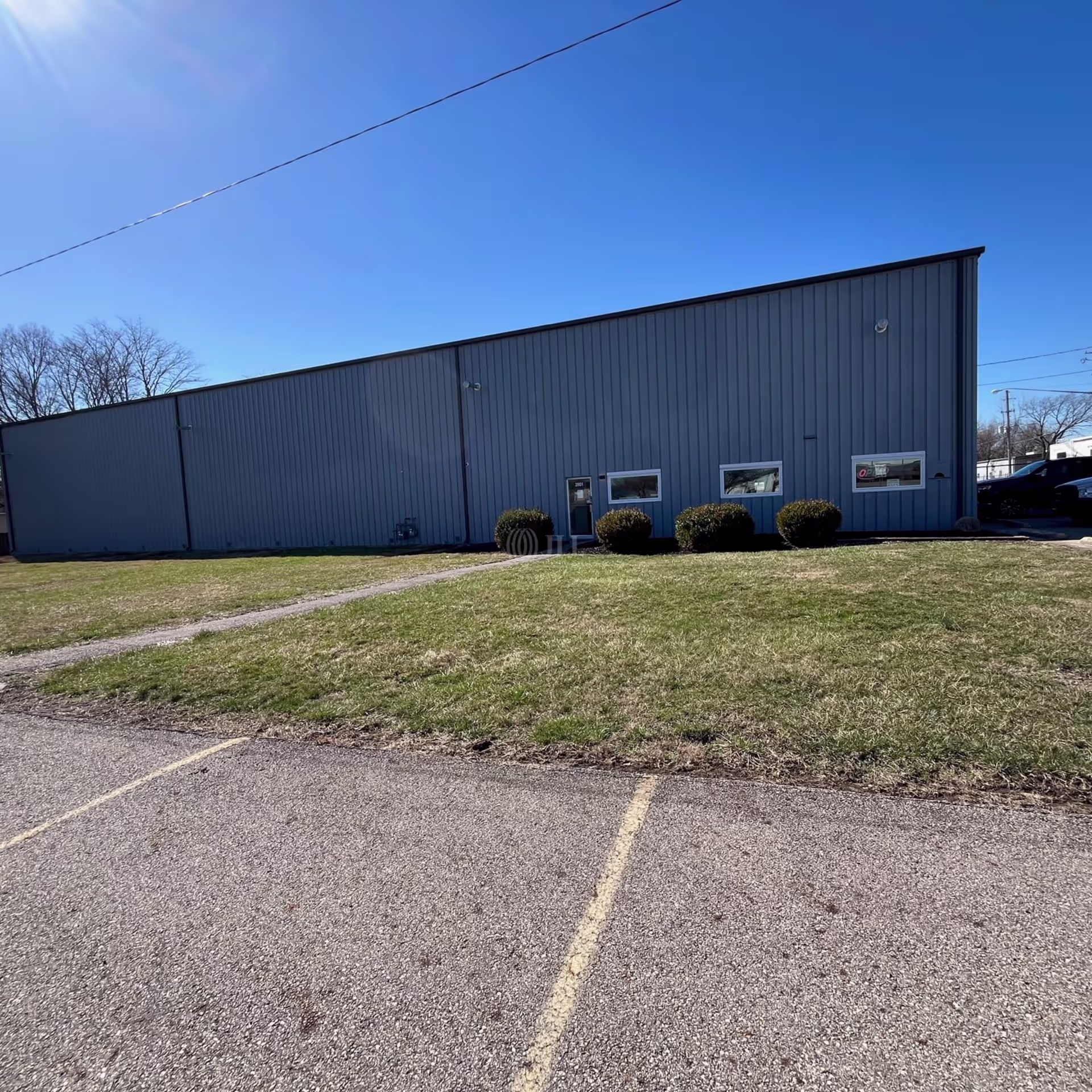 3901 Groveport Rd