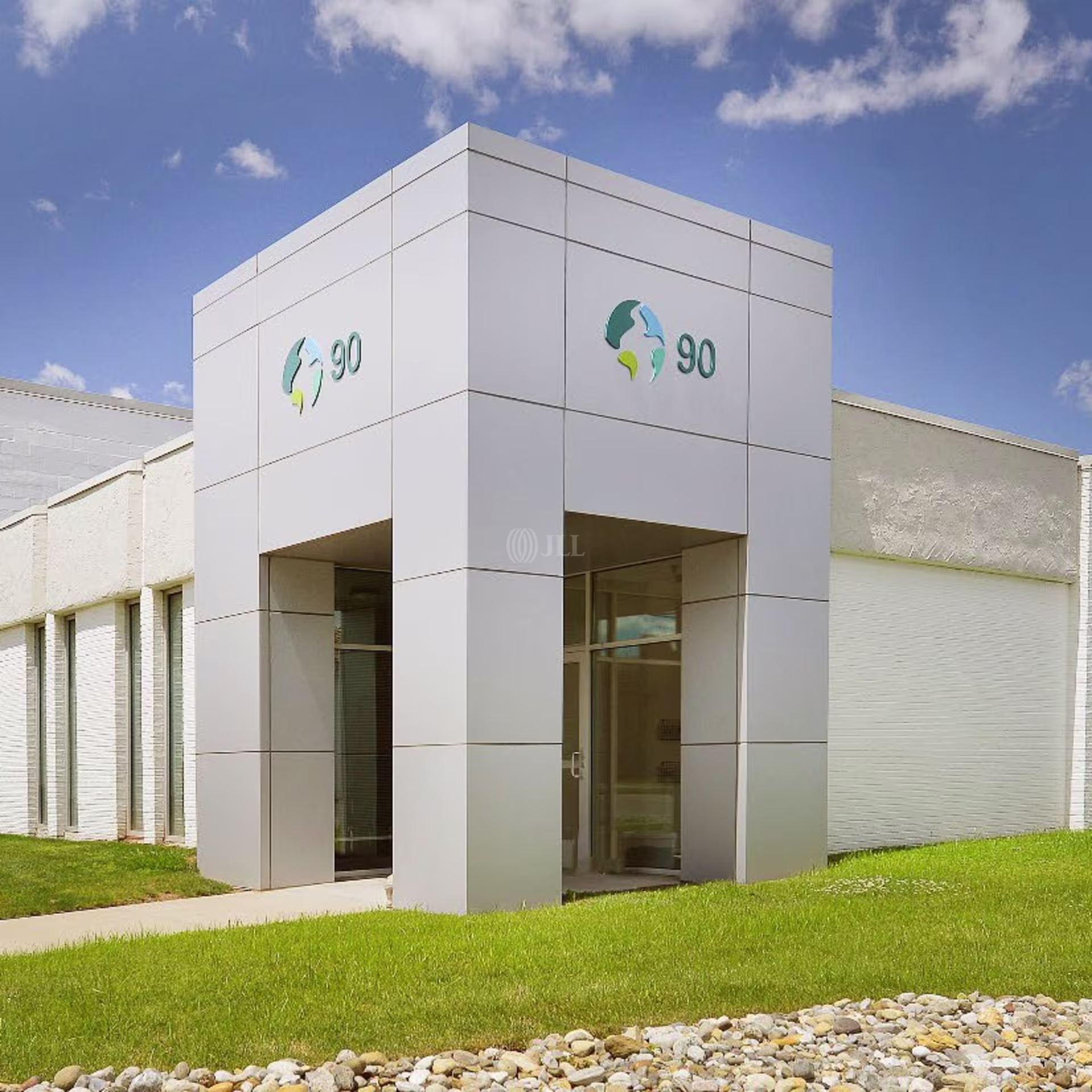 90 Triangle Blvd