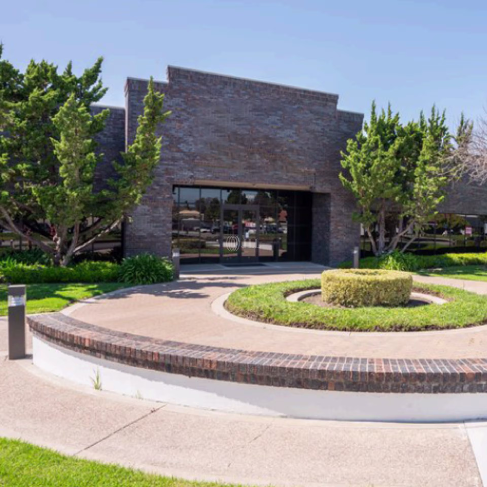 4590 Patrick Henry Dr