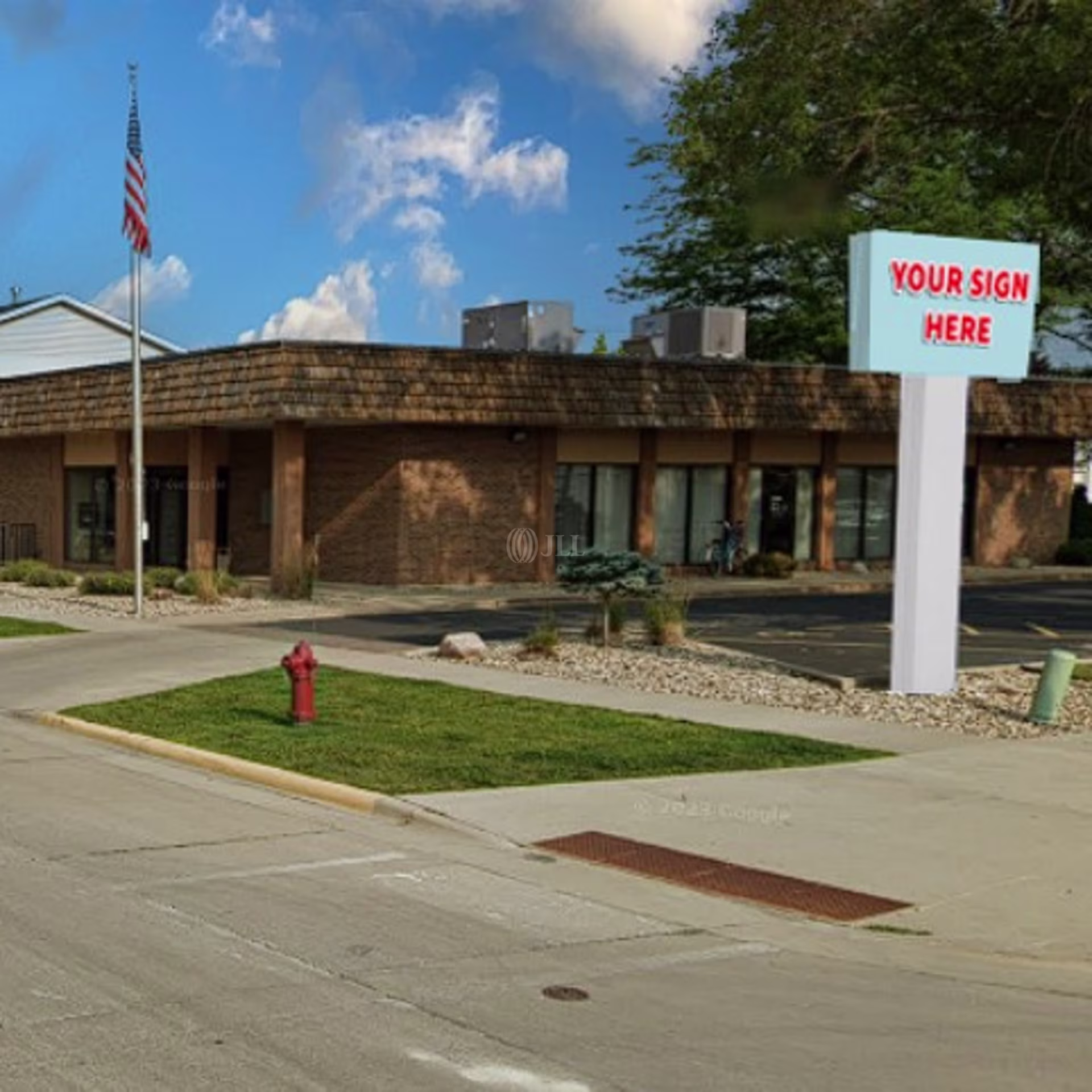 236 Main St W
