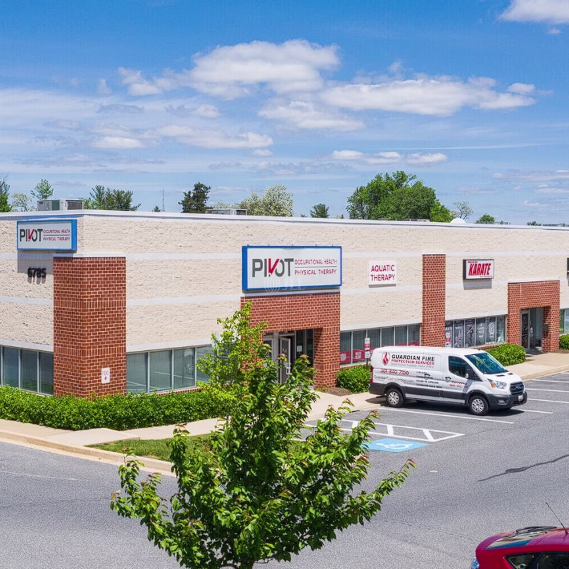 6785 Business Pkwy
