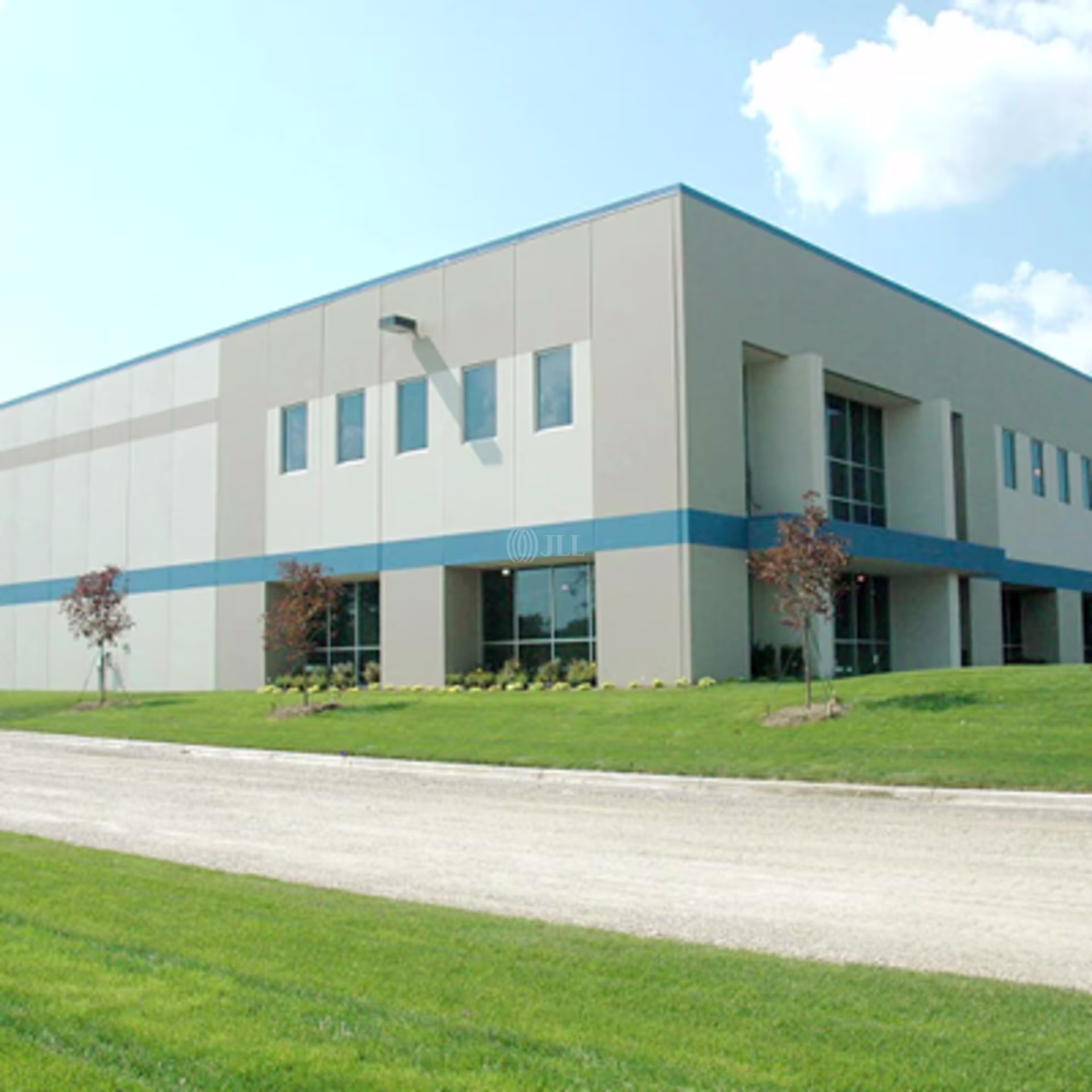 325 W Silverbell Rd