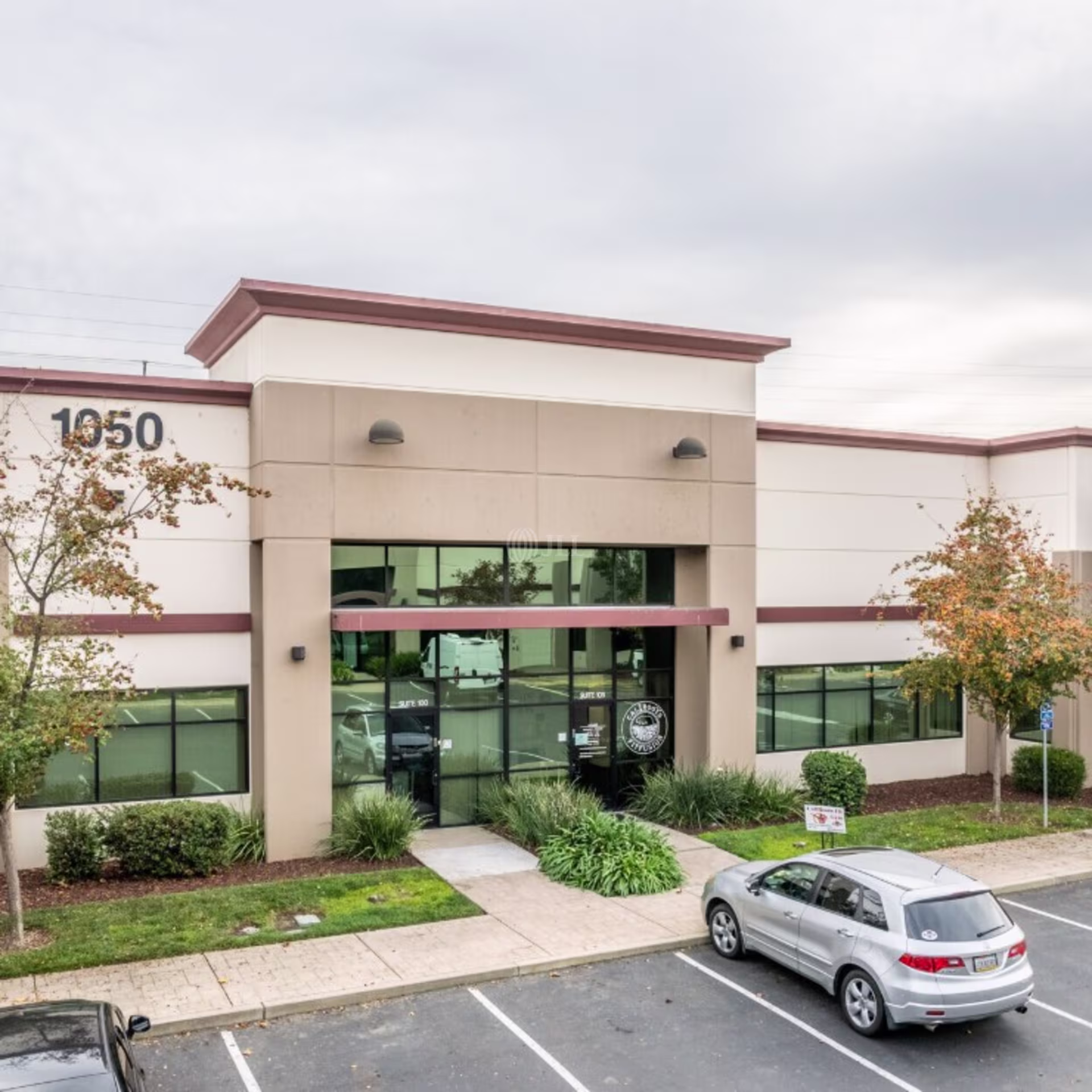 1050 Riverside Pkwy