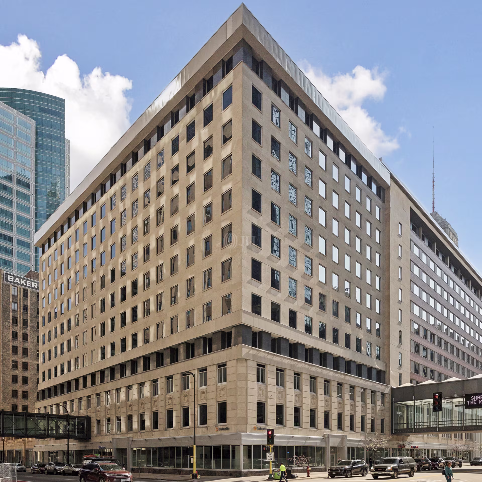 705 Marquette Ave