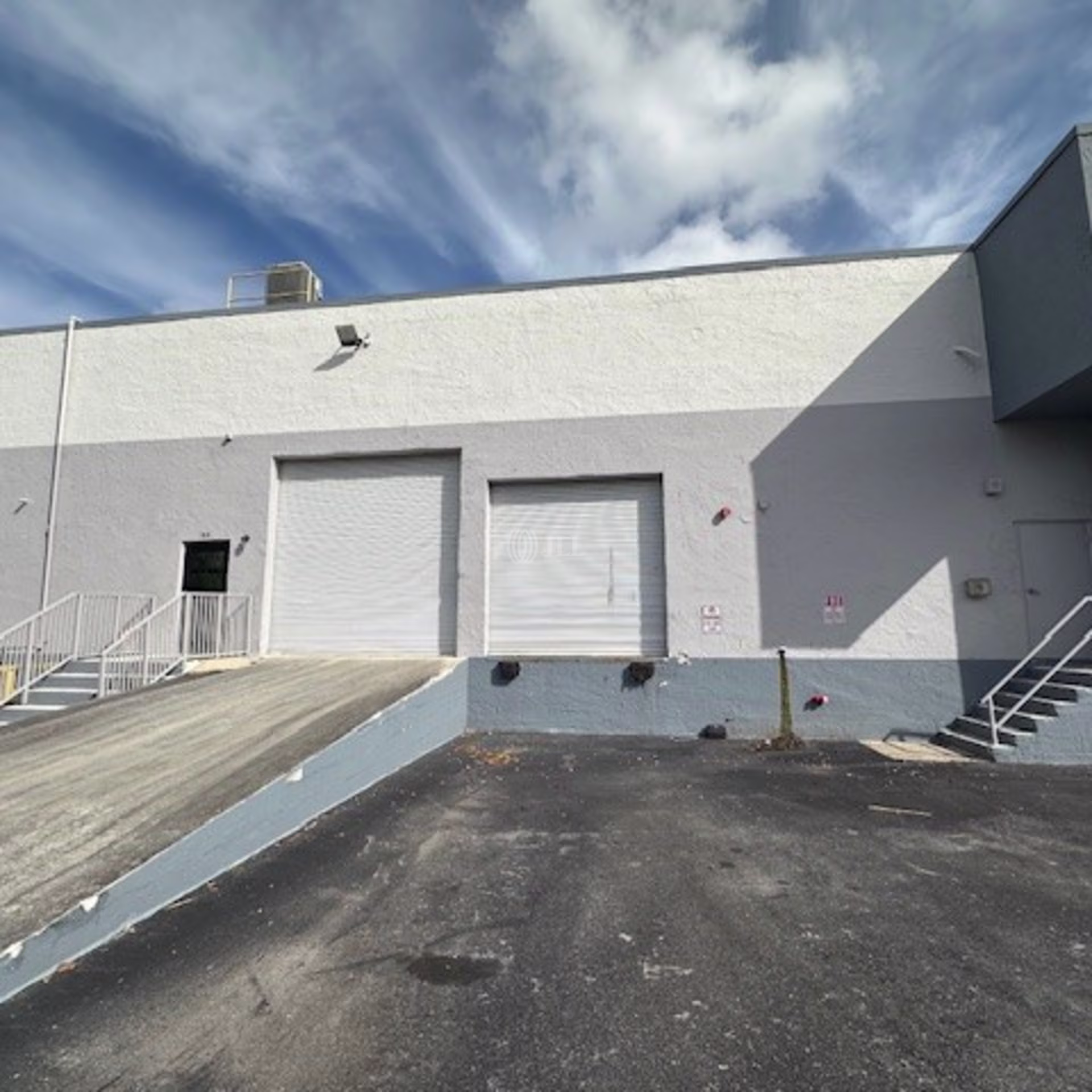 5120-5130 NW 165th St
