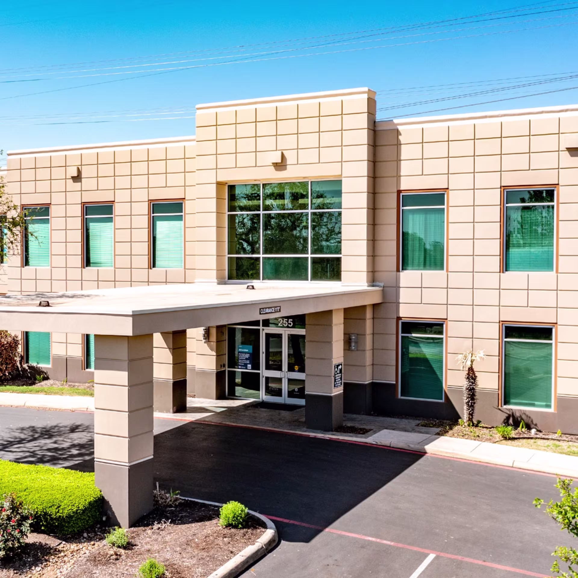 255 E Sonterra Blvd