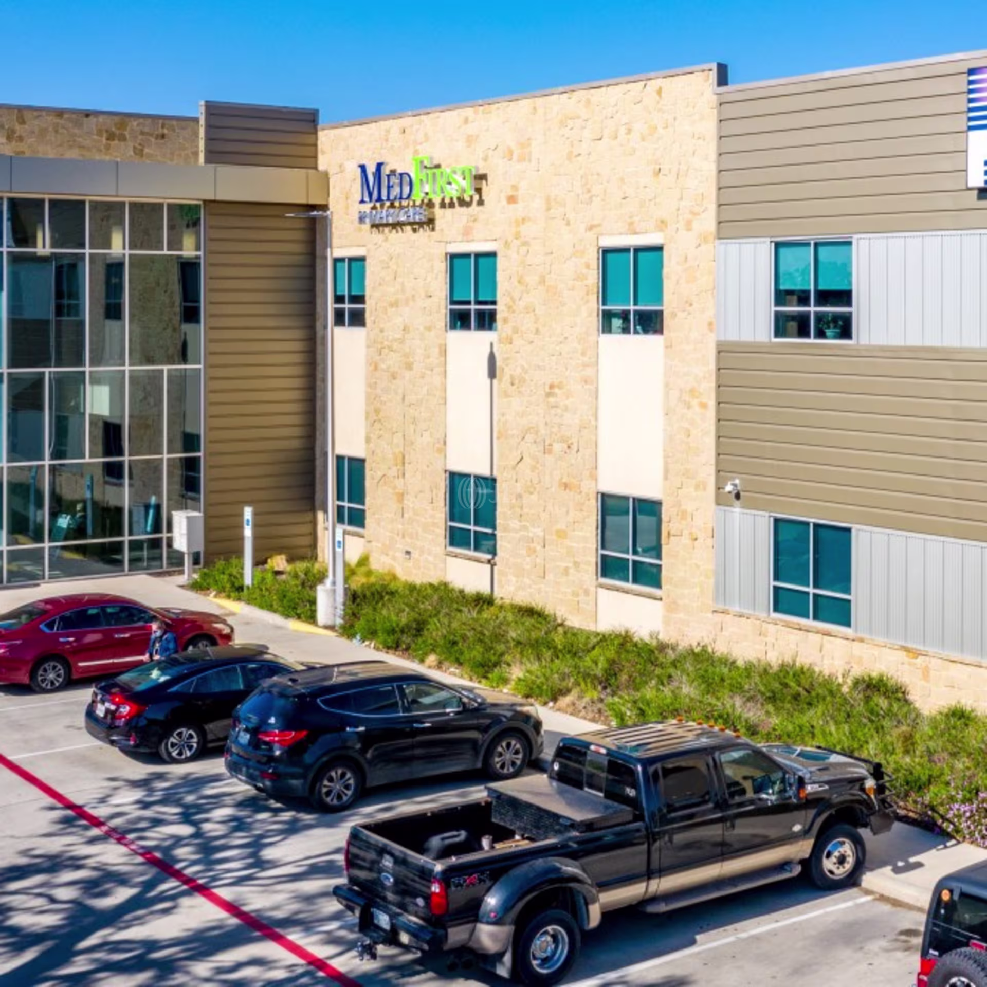 16977 Interstate 35 N