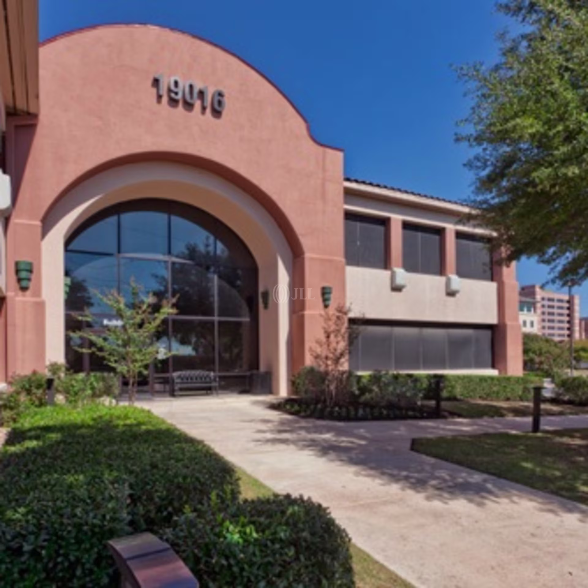 19016 Stone Oak Pkwy