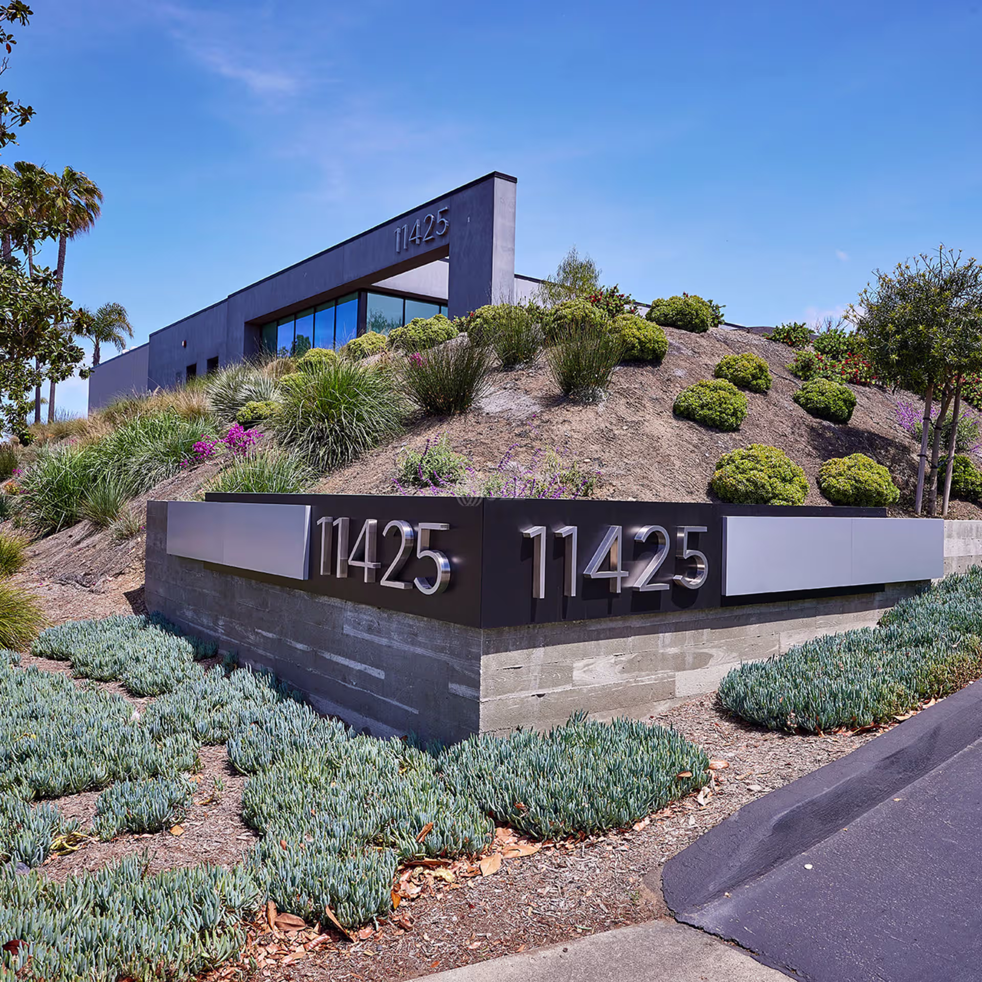 11425 Sorrento Valley Rd