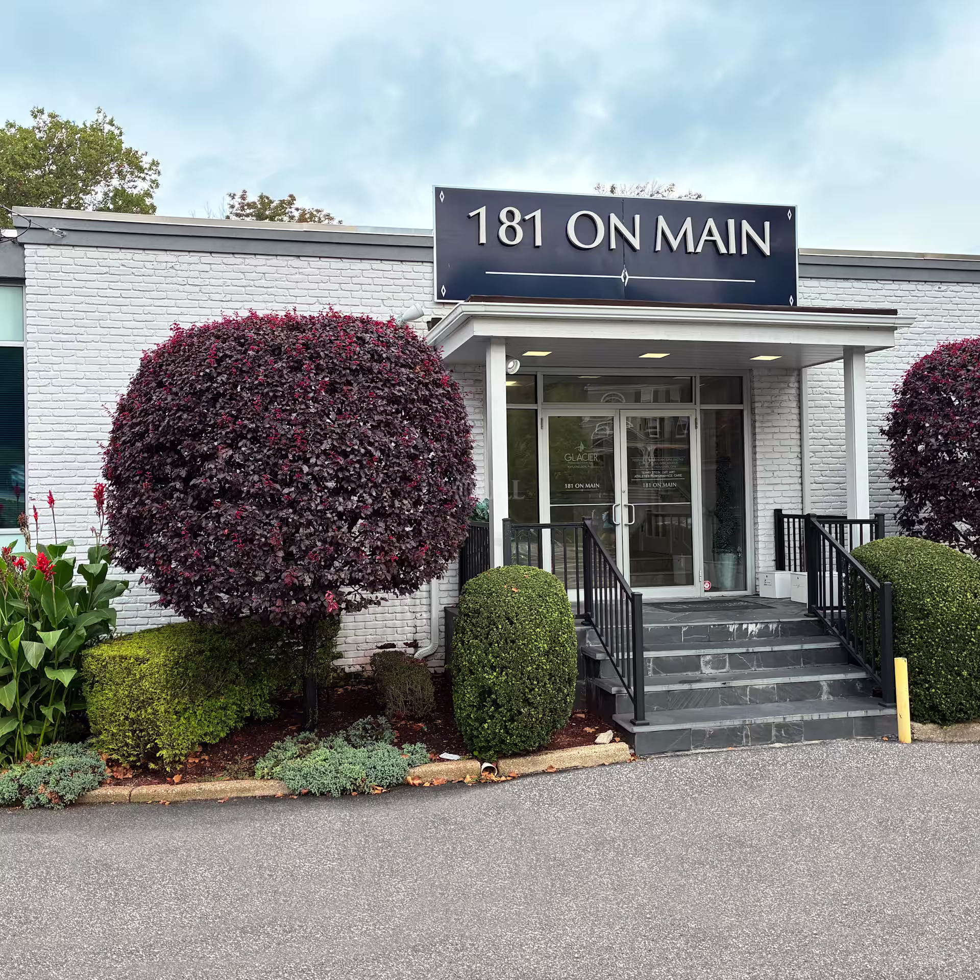 181 Main St